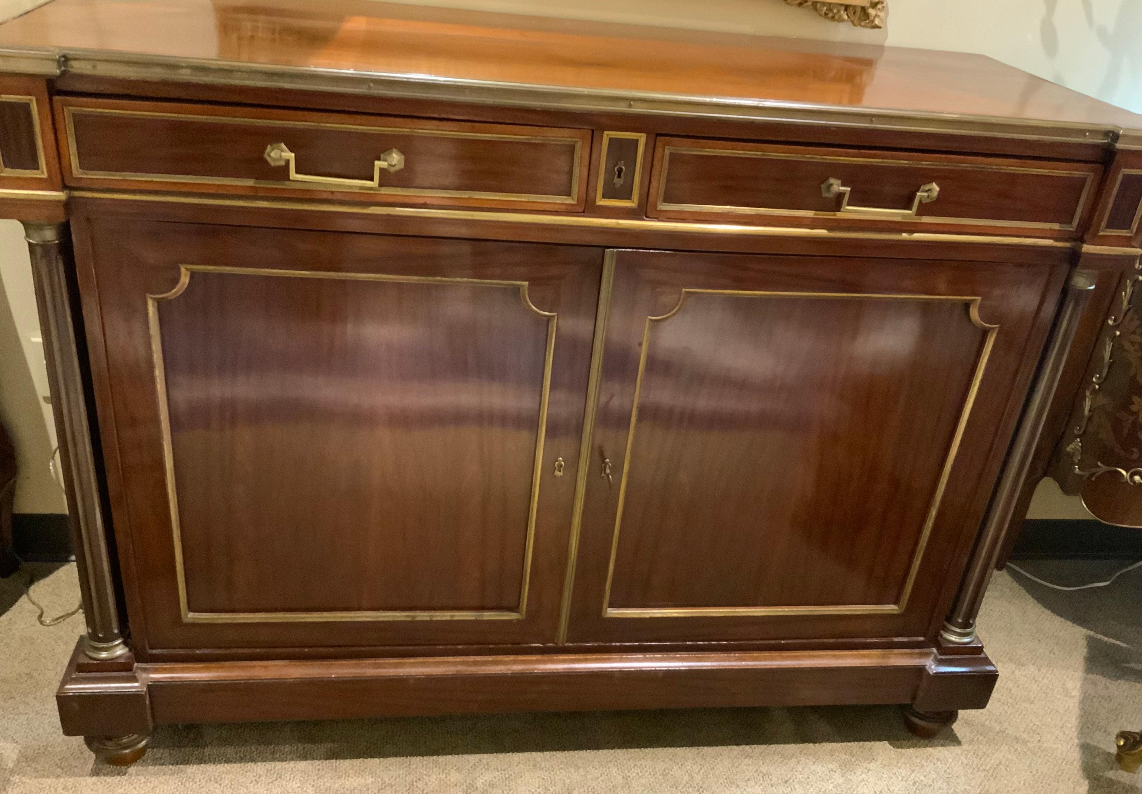 French Louis XVI style sideboard/buffet mahogany 19 th century  For Sale 9