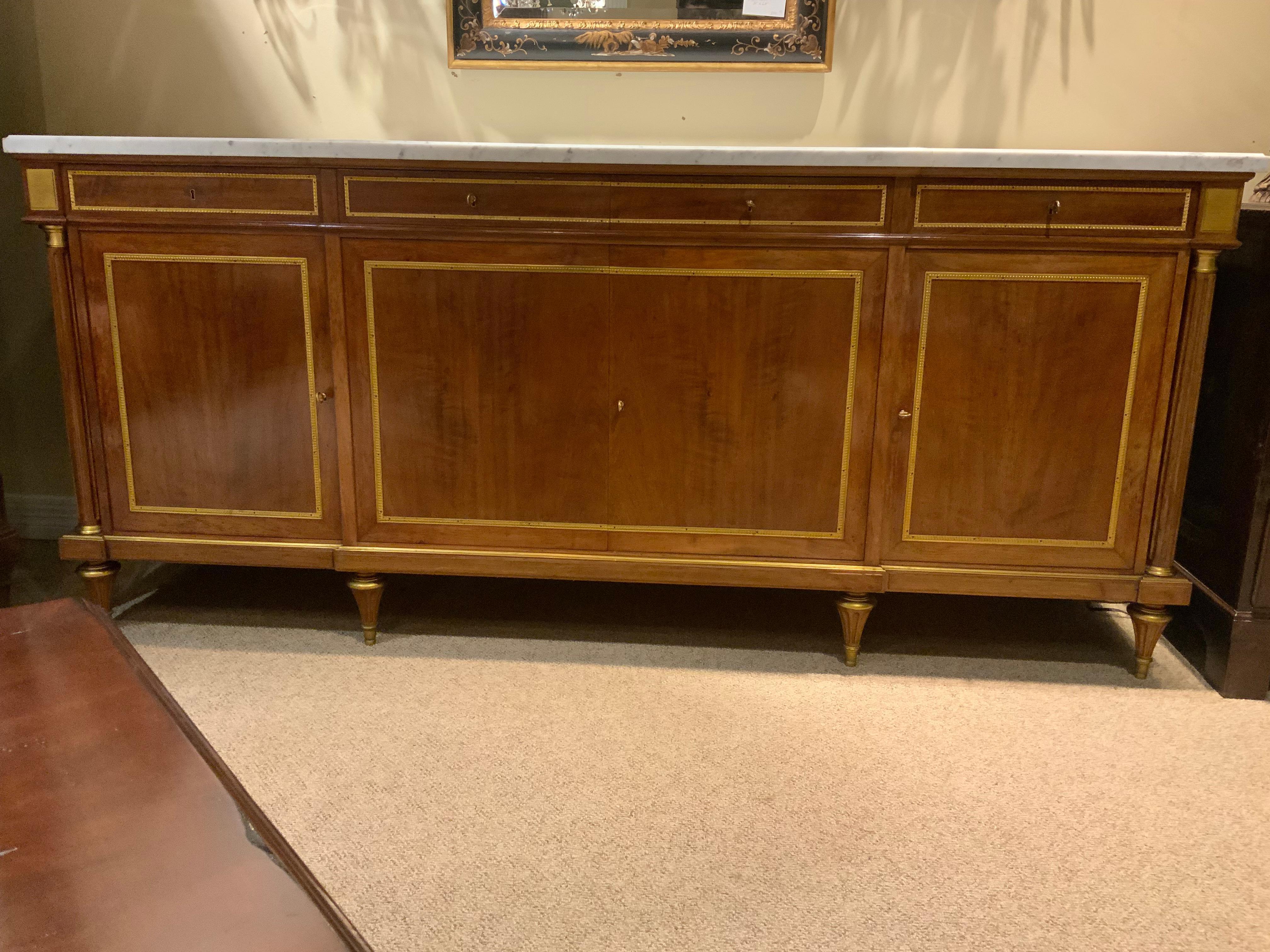 French Louis XVI-Style sideboard/buffet mahogany with white marble top by Rinck For Sale 7