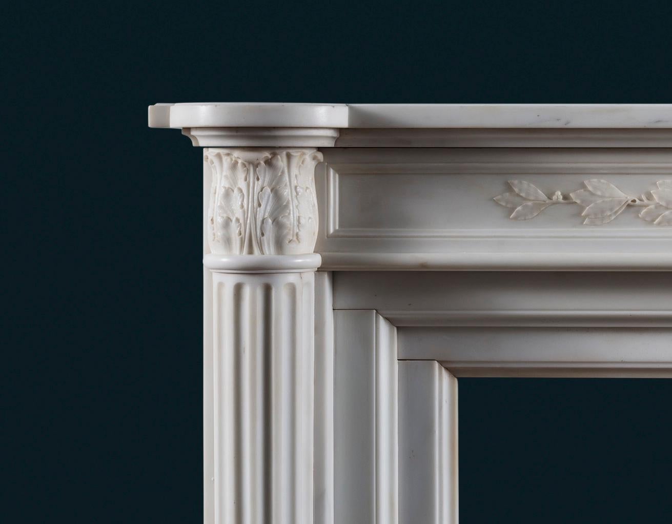 Französisch Louis XVI Stil Statuary Marmor Kamin Surround (19. Jahrhundert) im Angebot