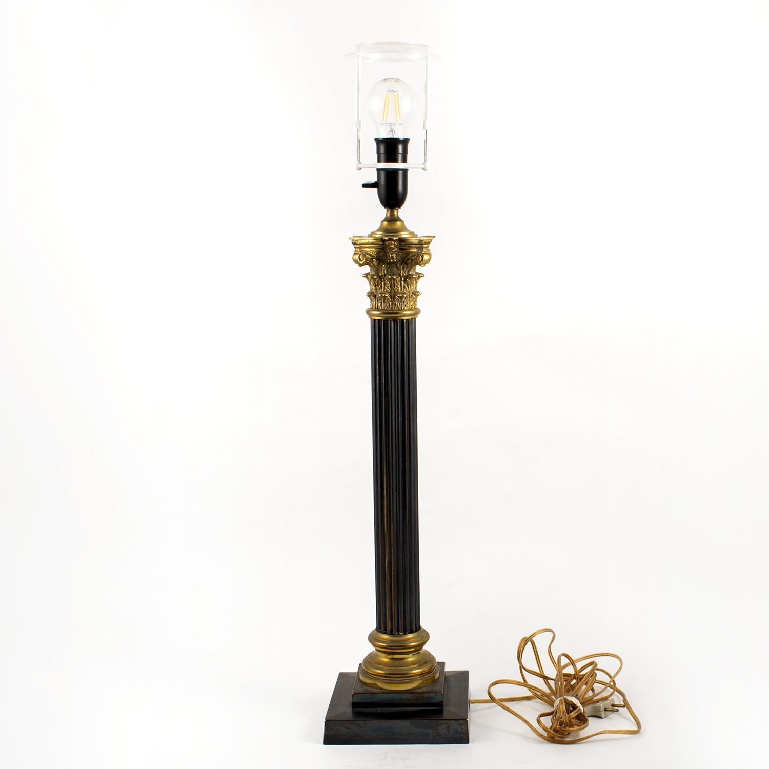 Gilt French Louis XVI Style Table Lamp For Sale