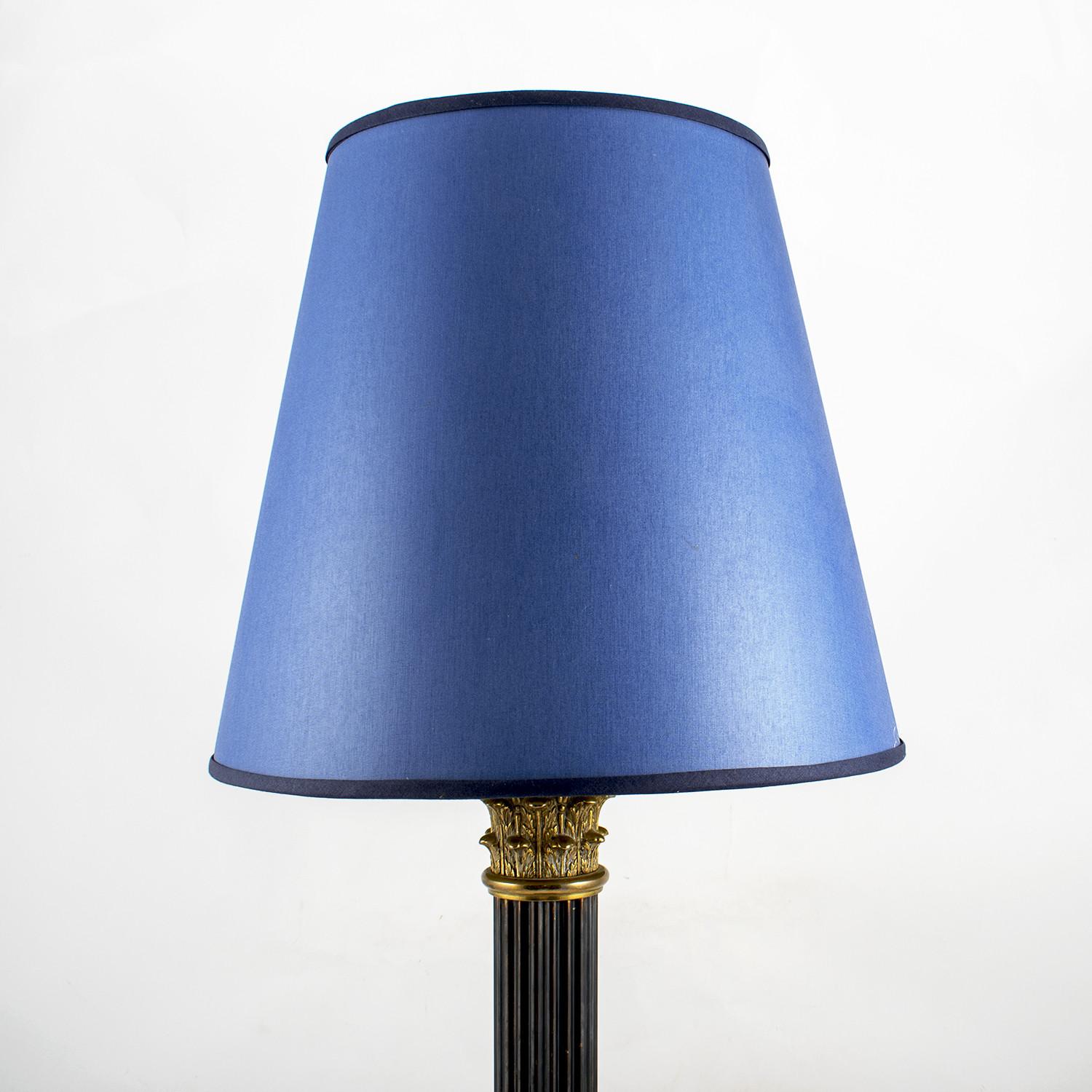 Tischlampe im Louis-XVI.-Stil (Vergoldet) im Angebot