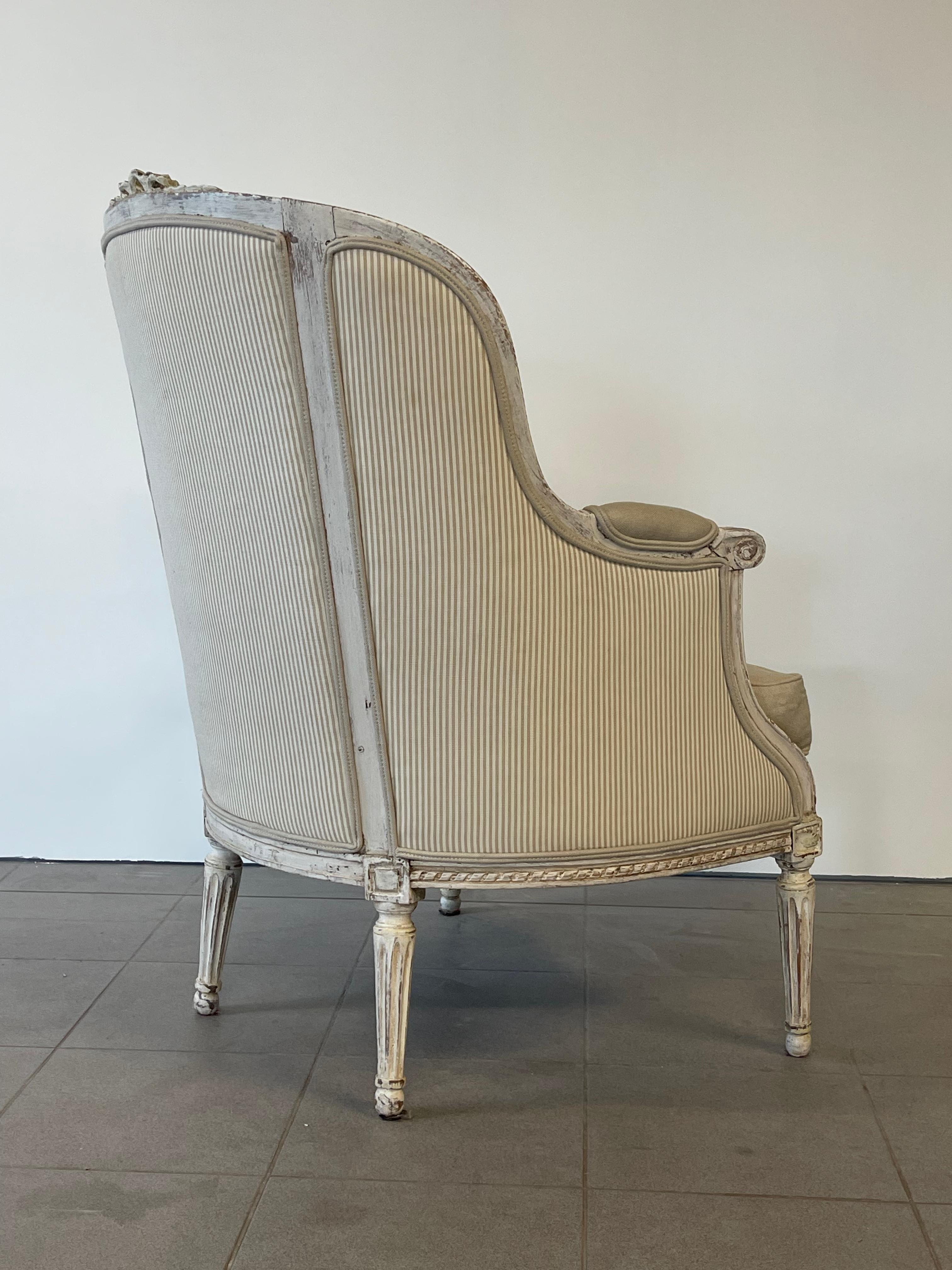 Linen French Louis XVI Style Upholstered Bergère Chair, 19th Century For Sale