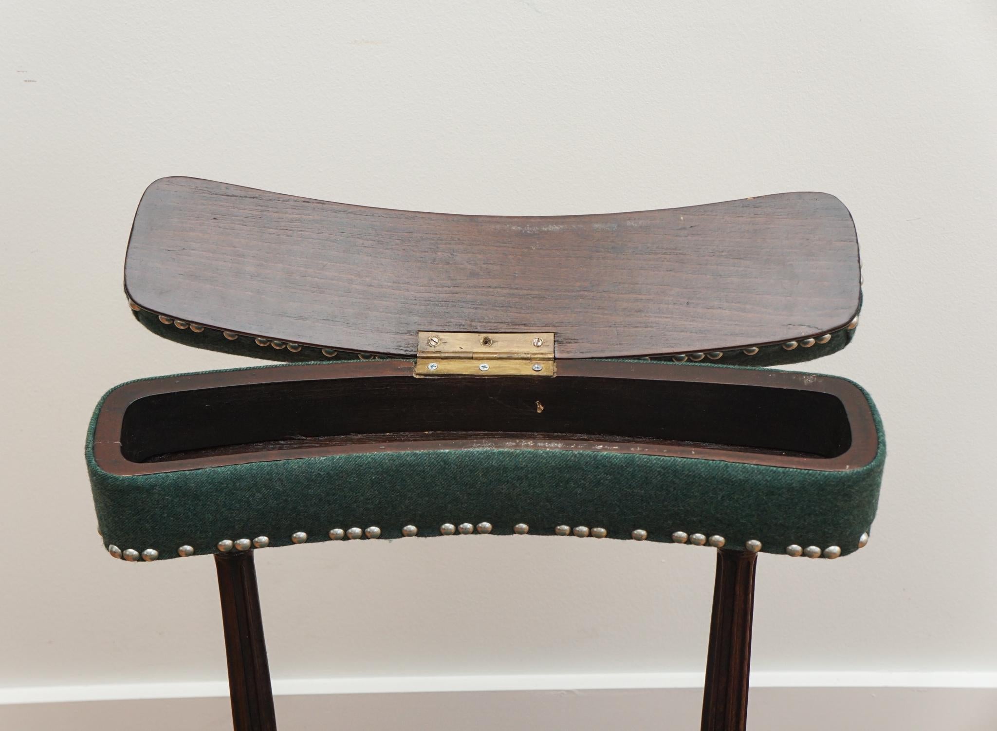 Französischer Valet-Stuhl im Louis-XVI.-Stil (Maschinell gefertigt) im Angebot