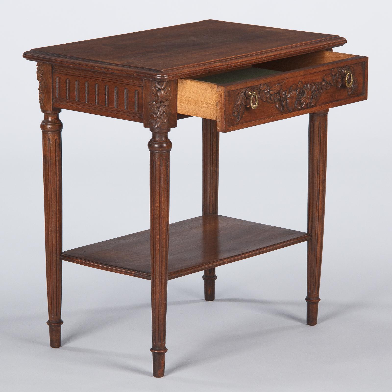 French Louis XVI Style Walnut Side Table, Early 1900s 3