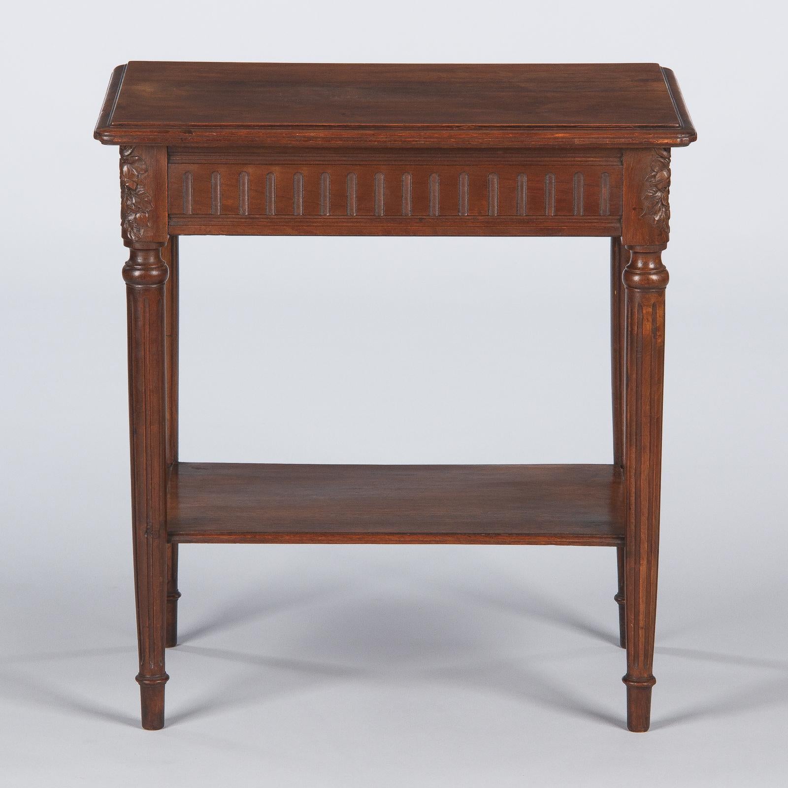 French Louis XVI Style Walnut Side Table, Early 1900s 6