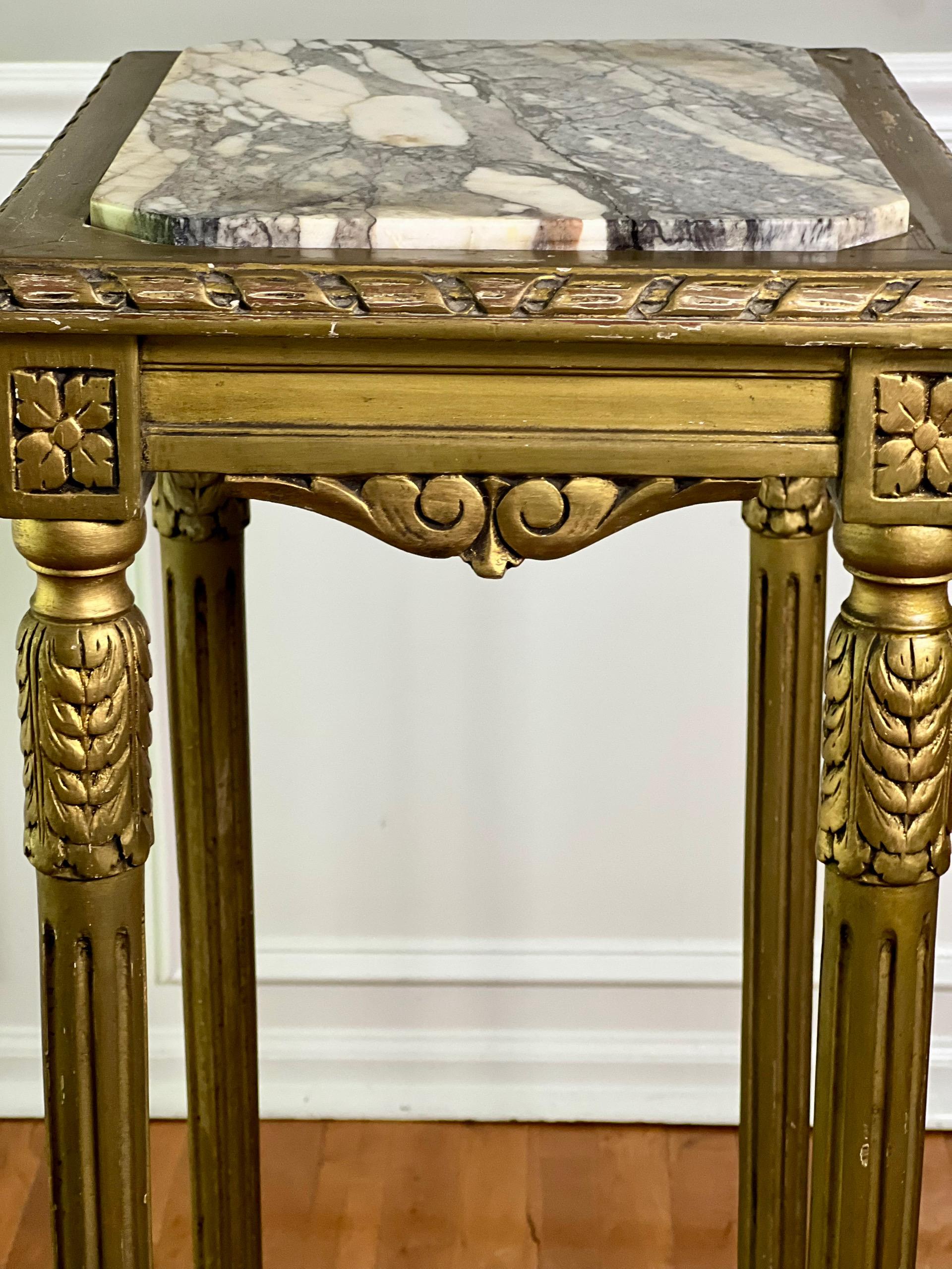 French Louis XVI Tall Carved Gilt Pedestal Stand with Marble Top For Sale 5