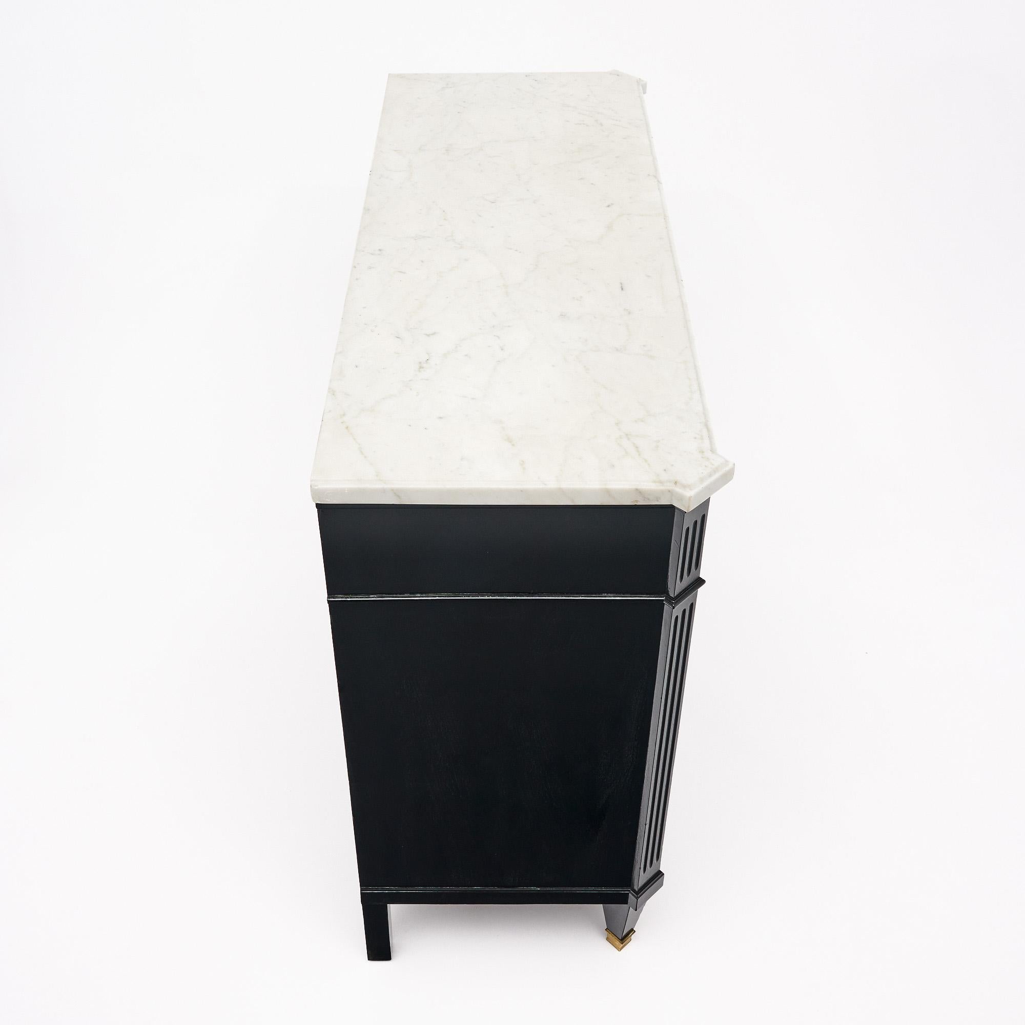 Buffet francese Luigi XVI a due porte in vendita 2