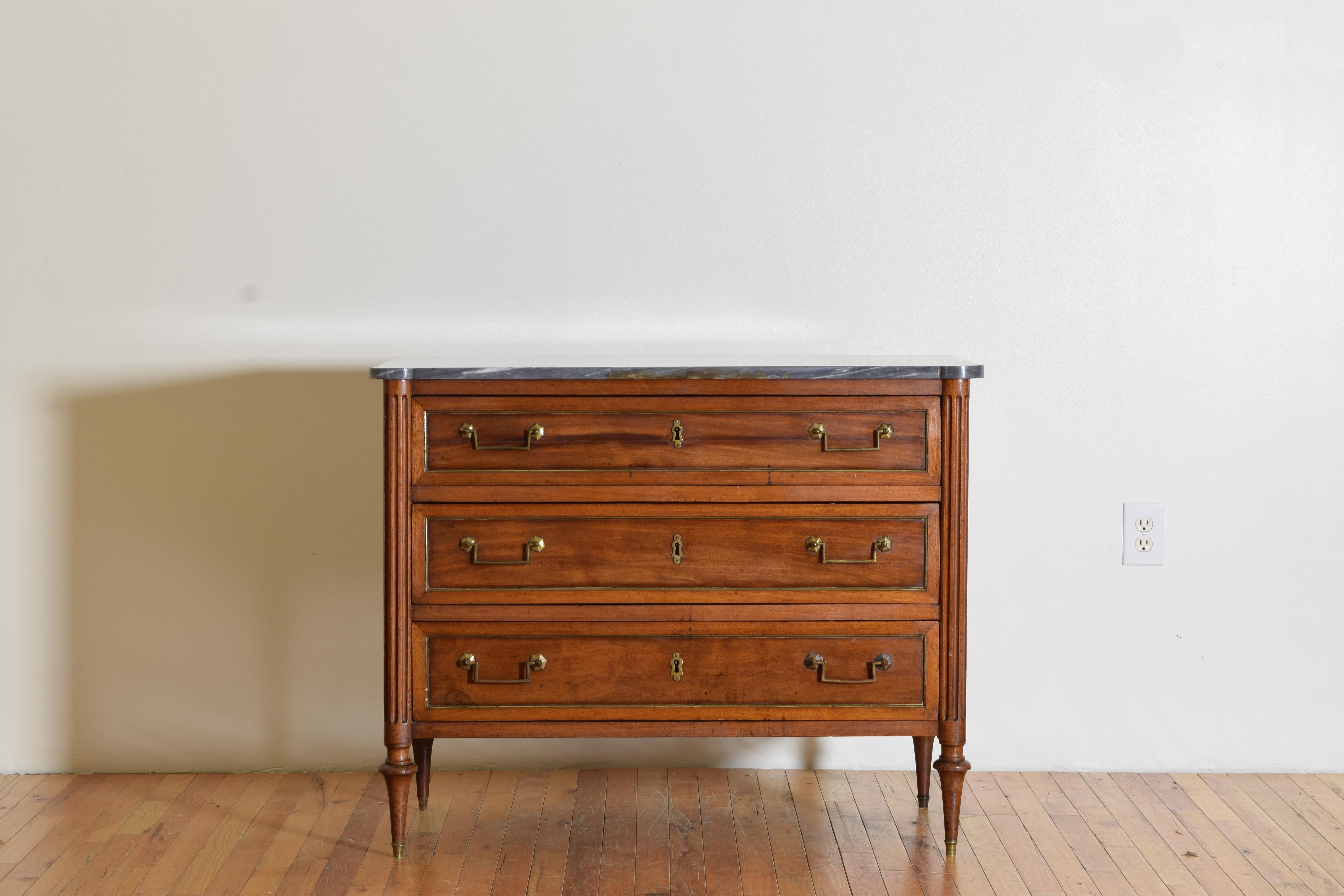 French Louis XVI Walnut & Brass Mounted Marble Top 3-Drawer Commode, circa 1780 In Good Condition In Atlanta, GA