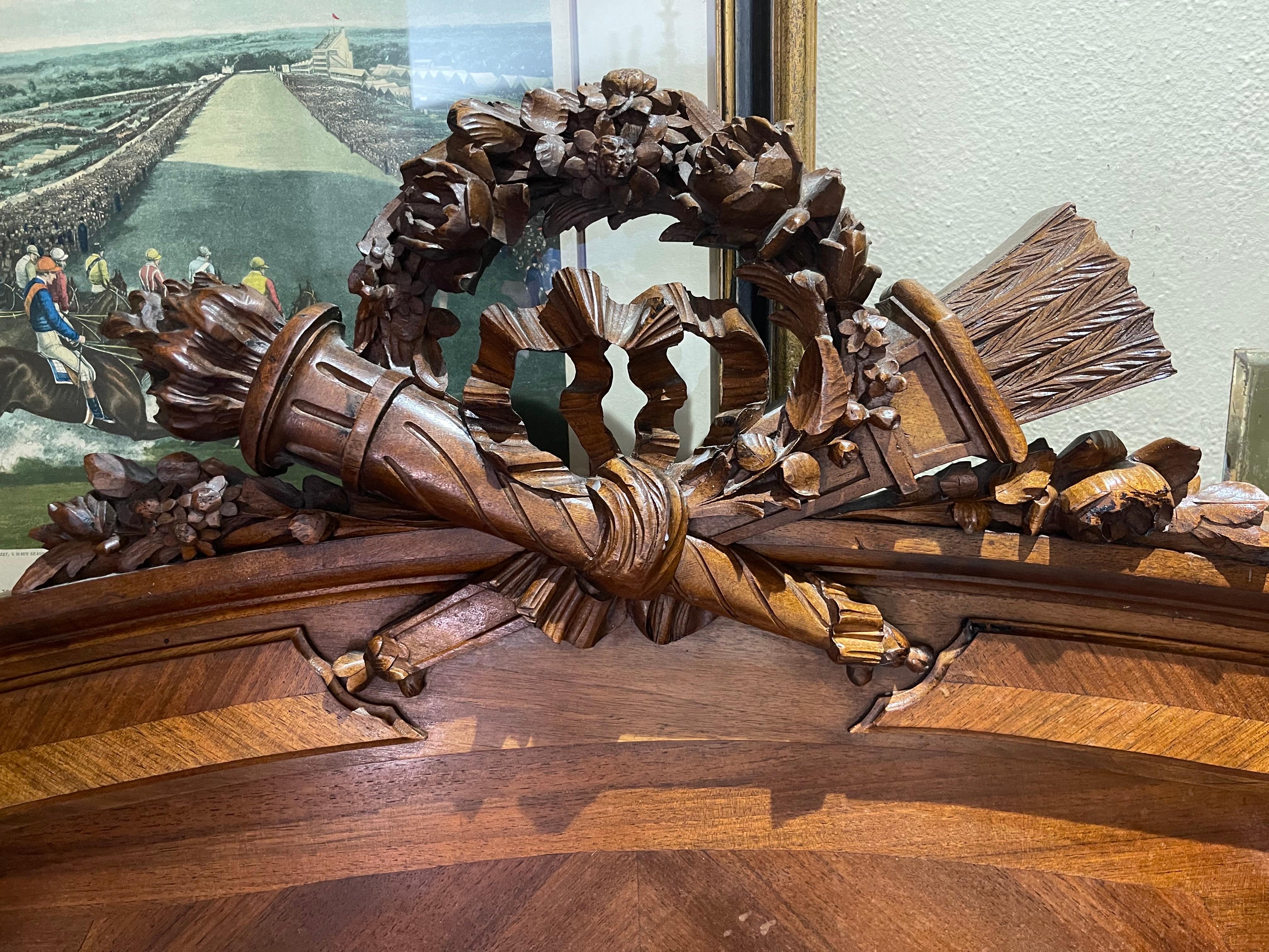French Louis XVI Walnut Full-Size Headboard with Carvings, 19th Century 1