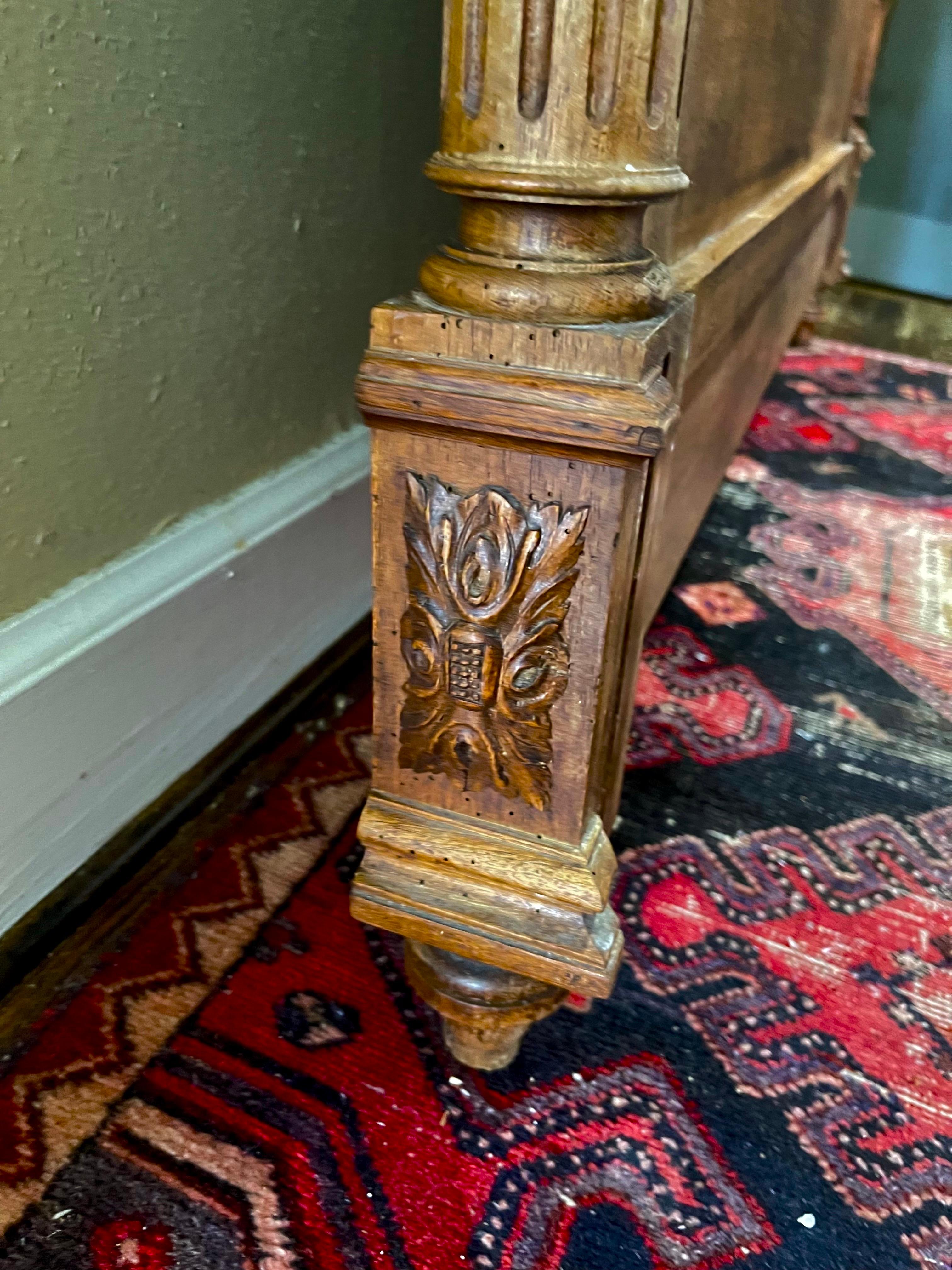 French Louis XVI Walnut Full-Size Headboard with Carvings, 19th Century 4