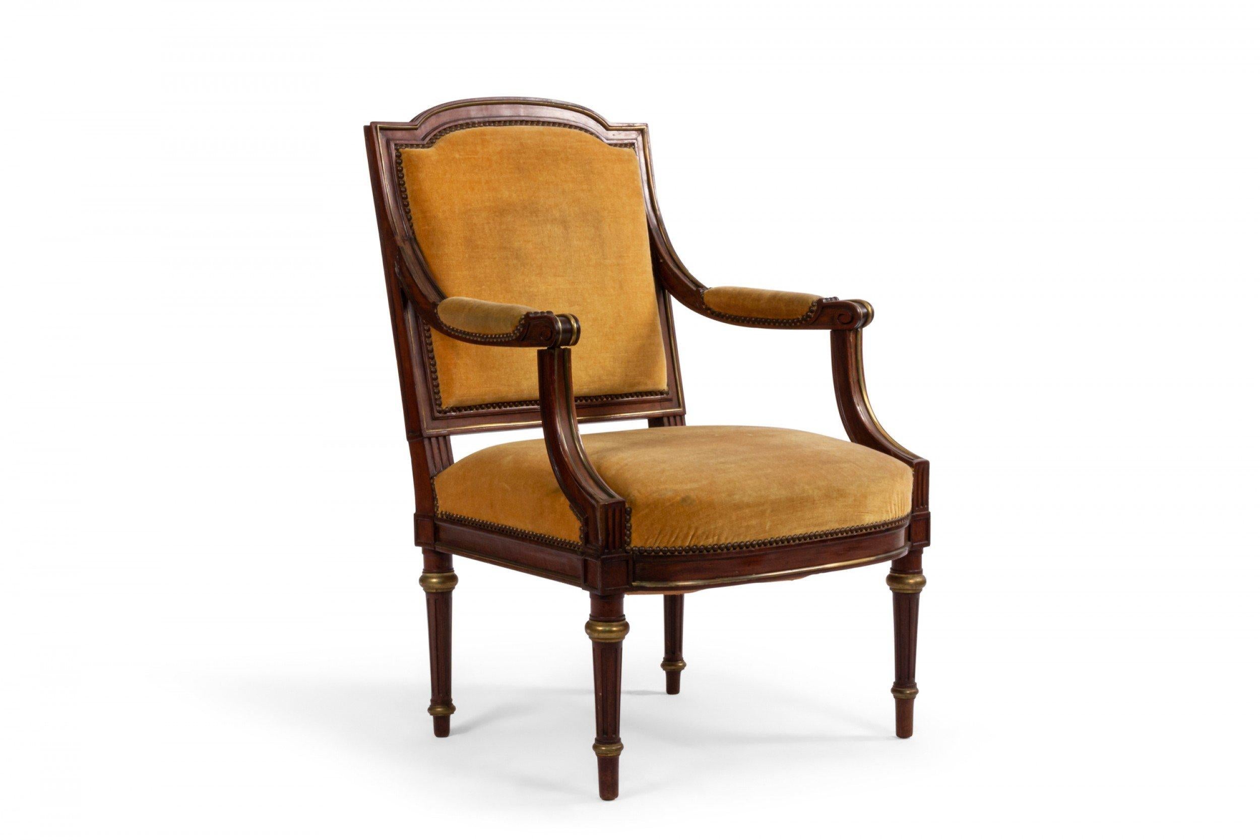 French Louis XVI Yellow Velvet Arm Chair In Good Condition In New York, NY