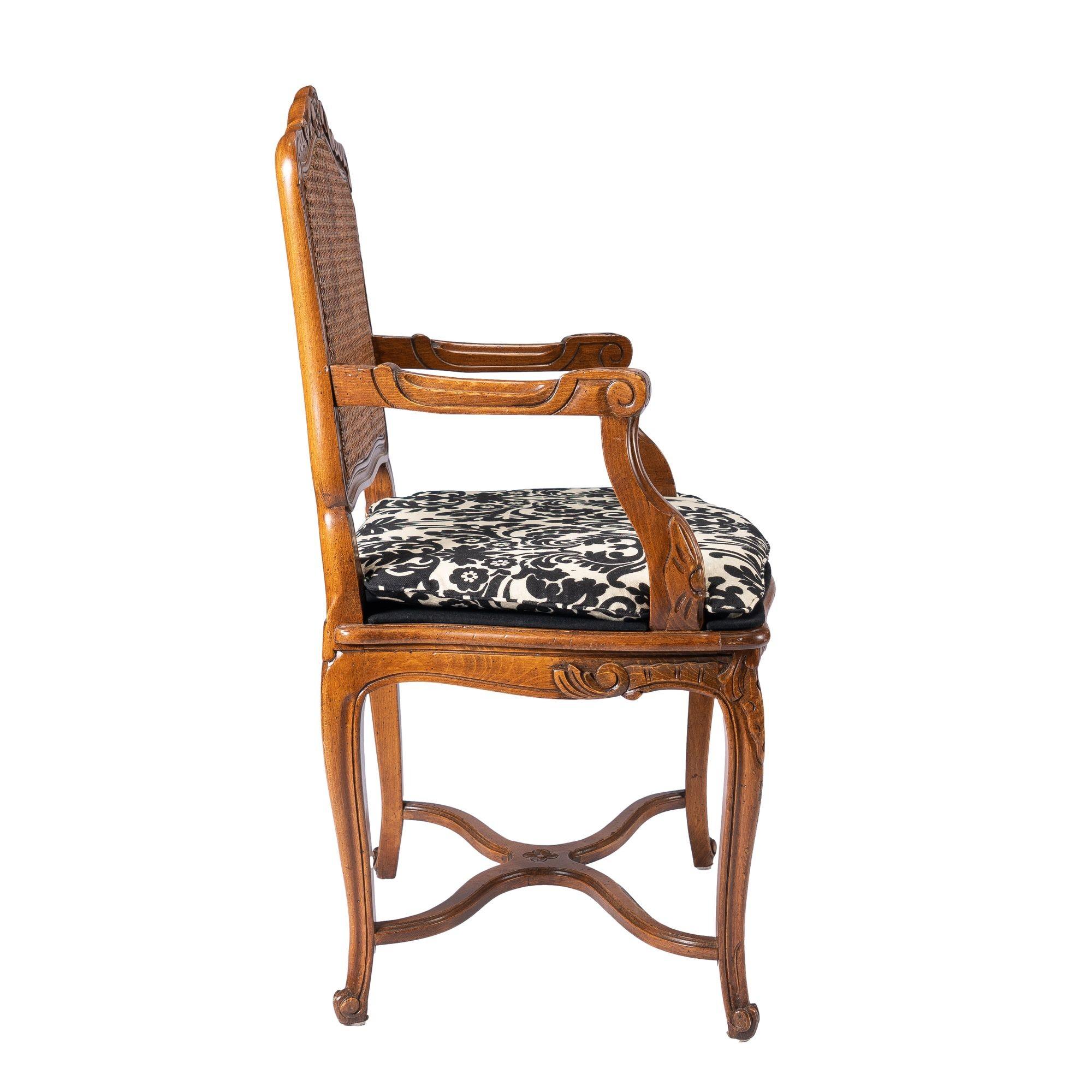 French Louis XVl style fauteuil, c. 1900's For Sale 1
