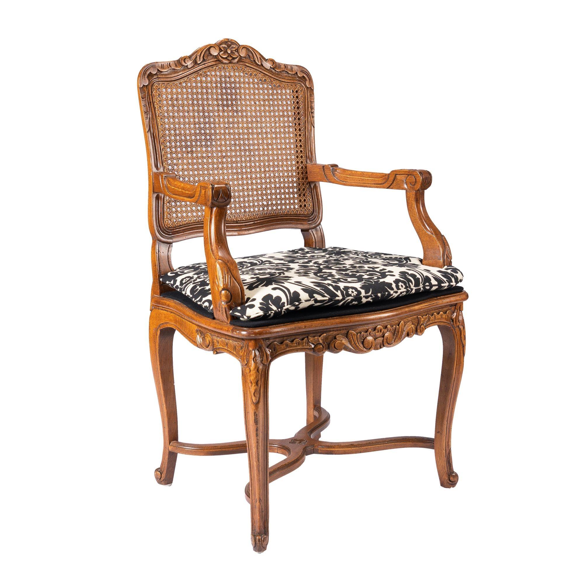 French Louis XVl style fauteuil, c. 1900's For Sale 2