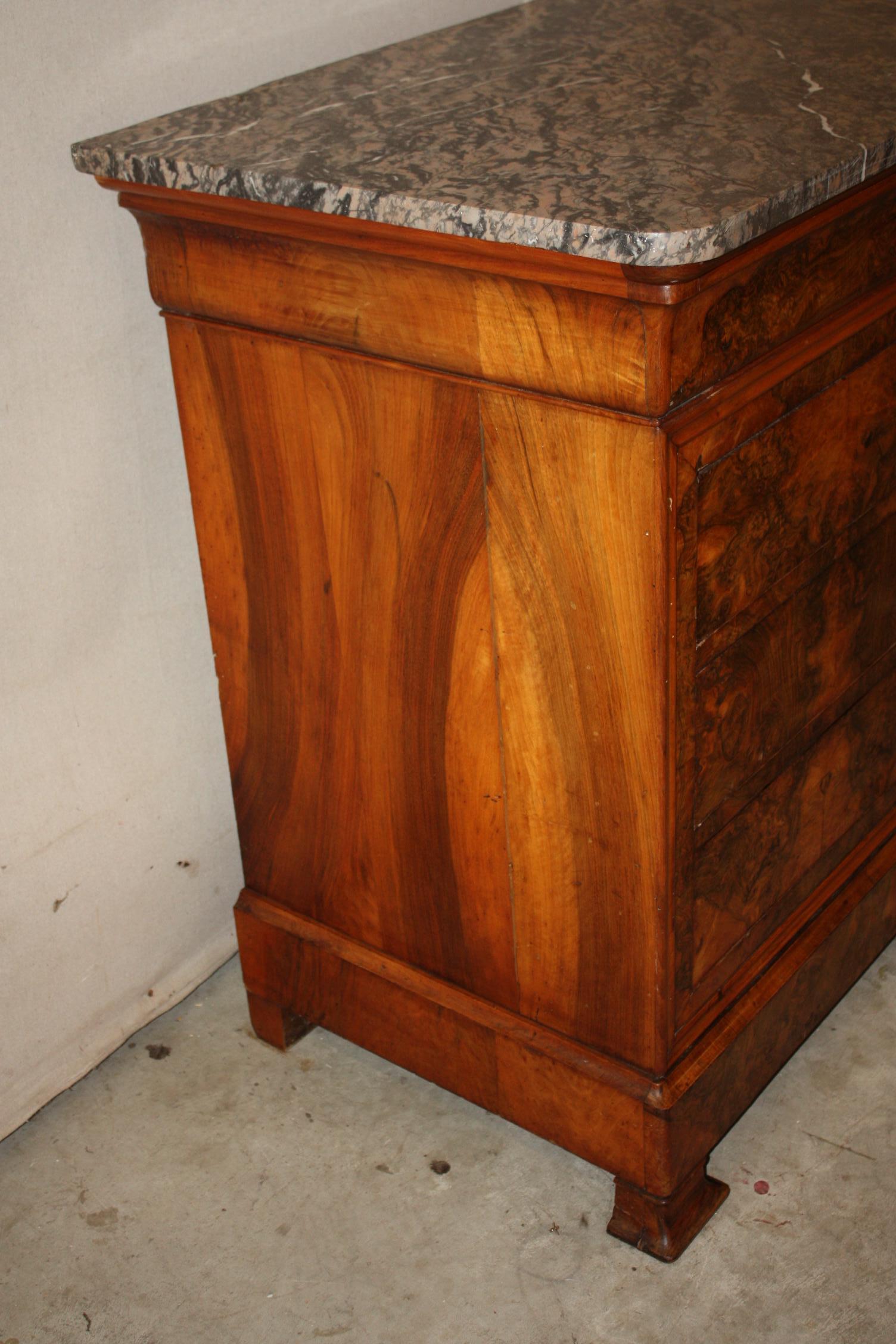 French Louise-Philippe Marble-Top Walnut Commode In Good Condition In Fairhope, AL