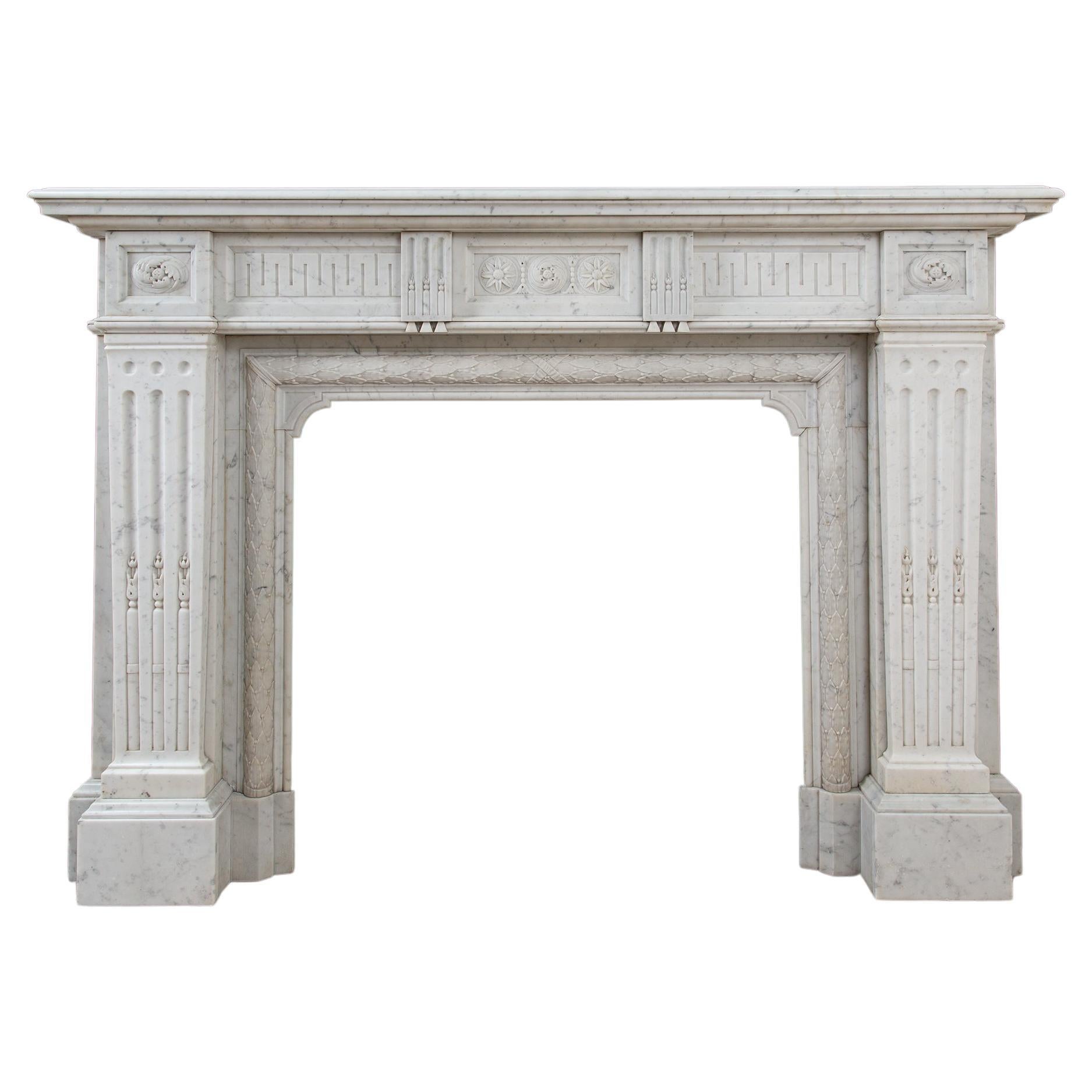 French Louise XV Style Carrara Marble Antique Circulation Fireplace For Sale