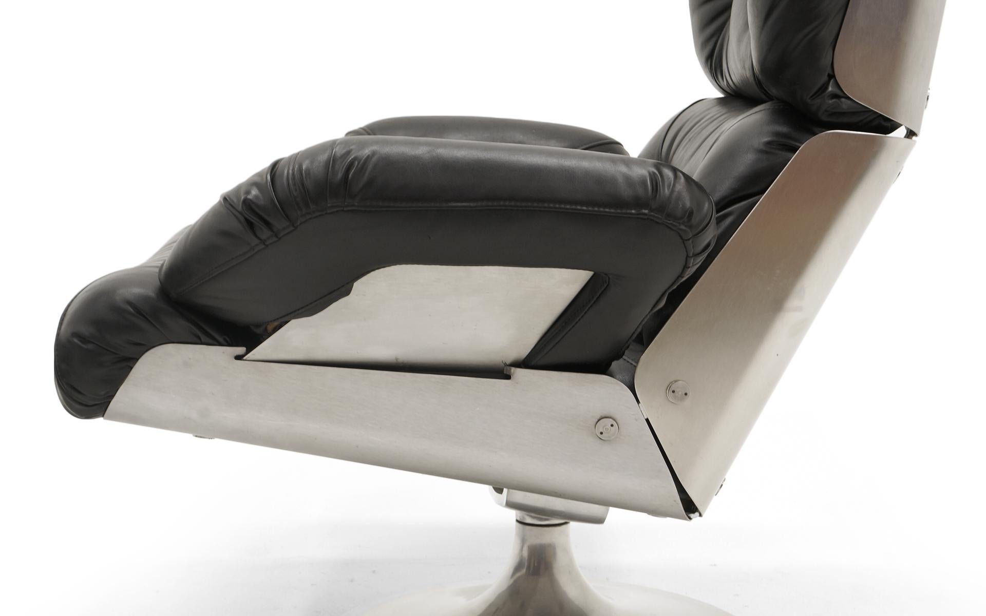 Late 20th Century French Lounge Swivel Chair & Ottoman, Matte Chrome, Cast Aluminum, Black Vinyl