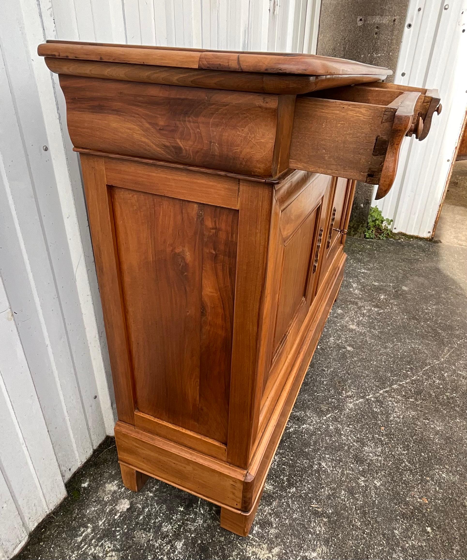 French Low Buffet Louis Philippe Solid Walnut Mid 19th For Sale 10