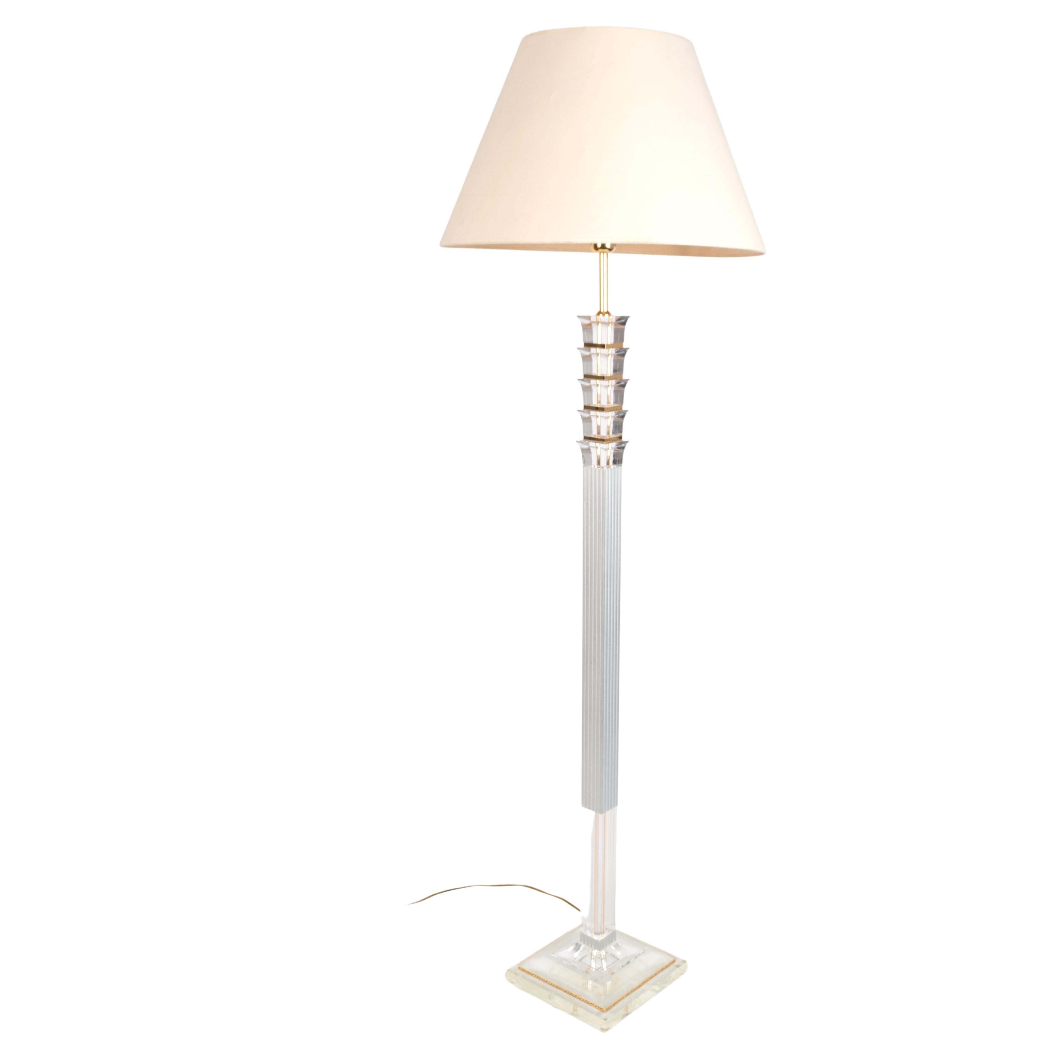 French Lucite and Gilt Floor Lamp Hollywood Regency, C.1970 For Sale