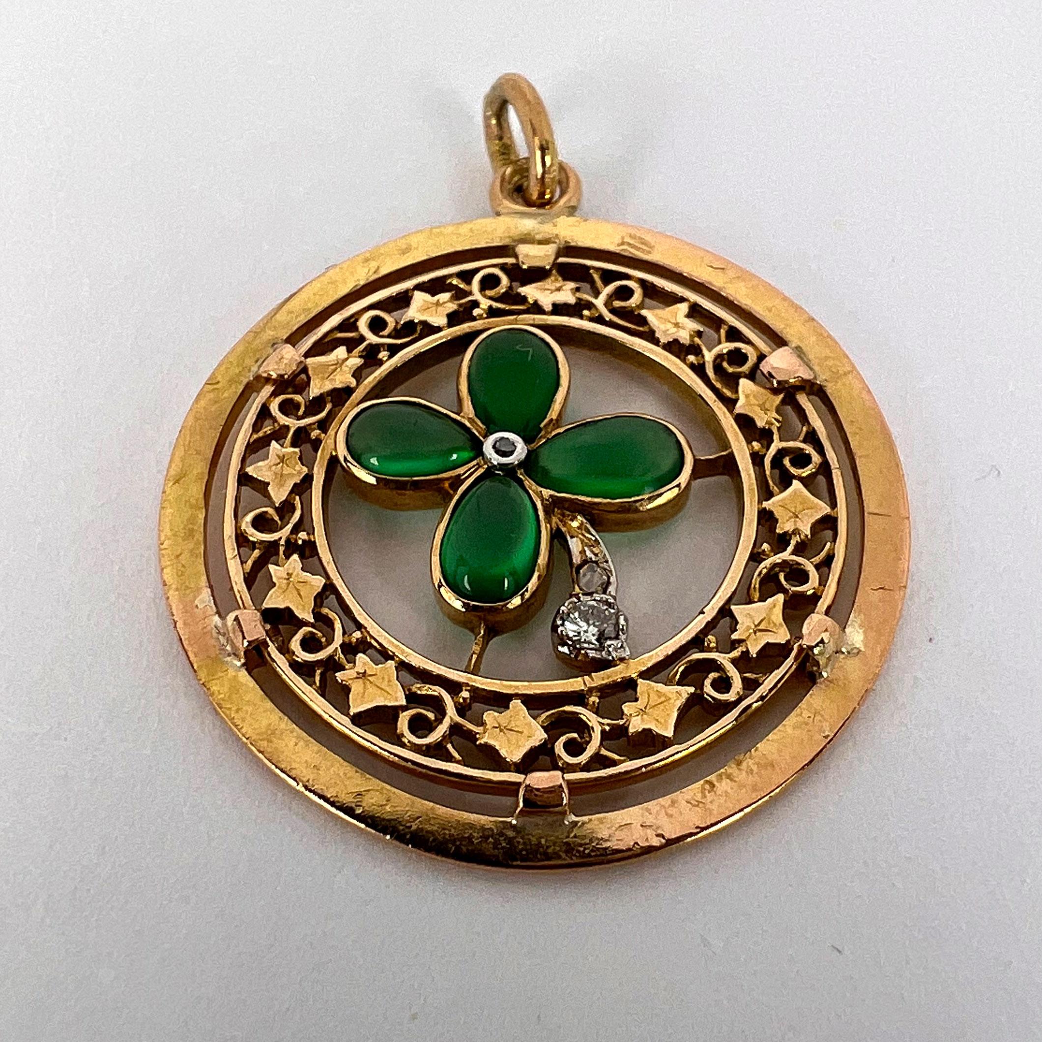 French Lucky Shamrock Four Leaf Clover 18k Yellow Gold Diamond Charm Pendant For Sale 5