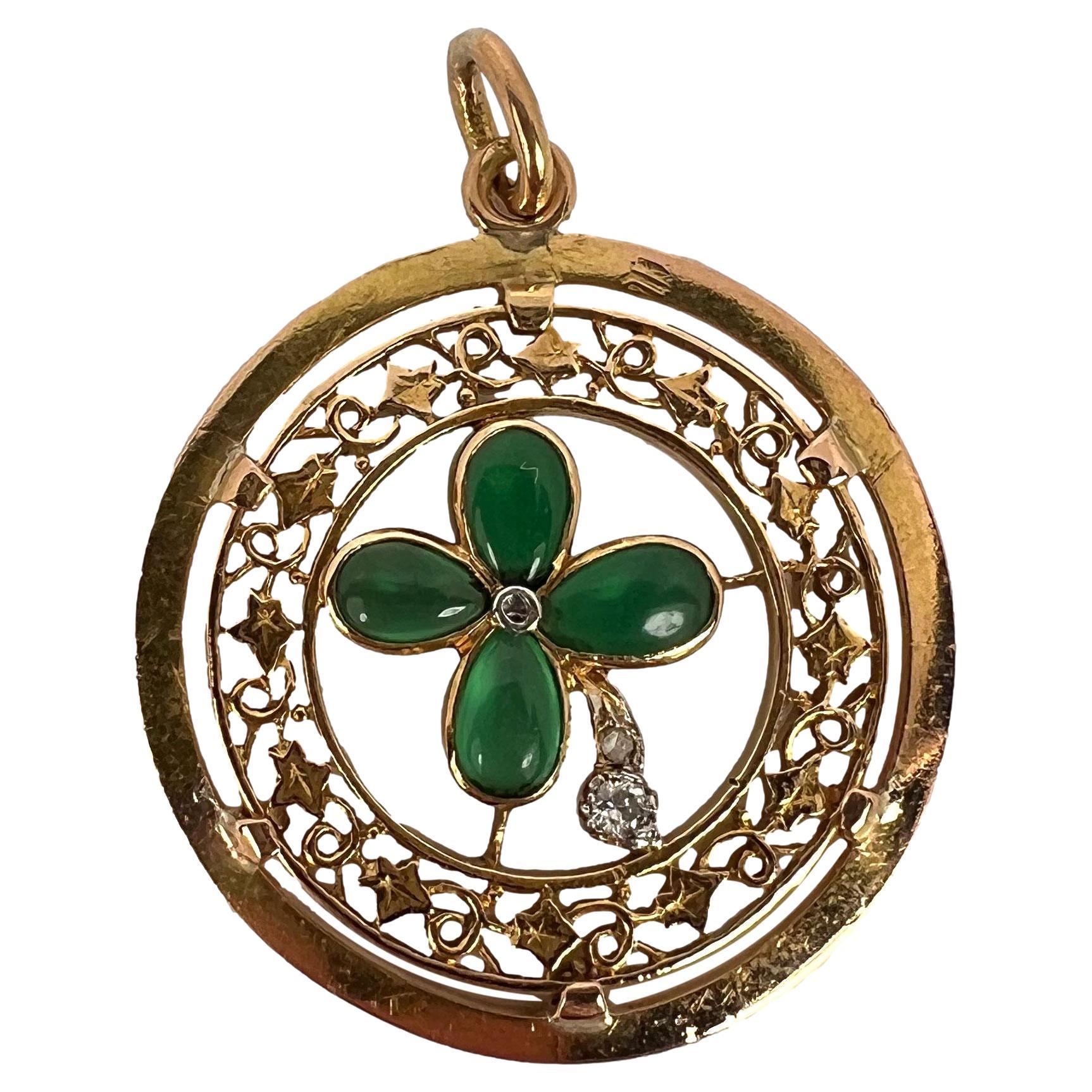 French Lucky Shamrock Four Leaf Clover 18k Yellow Gold Diamond Charm Pendant For Sale