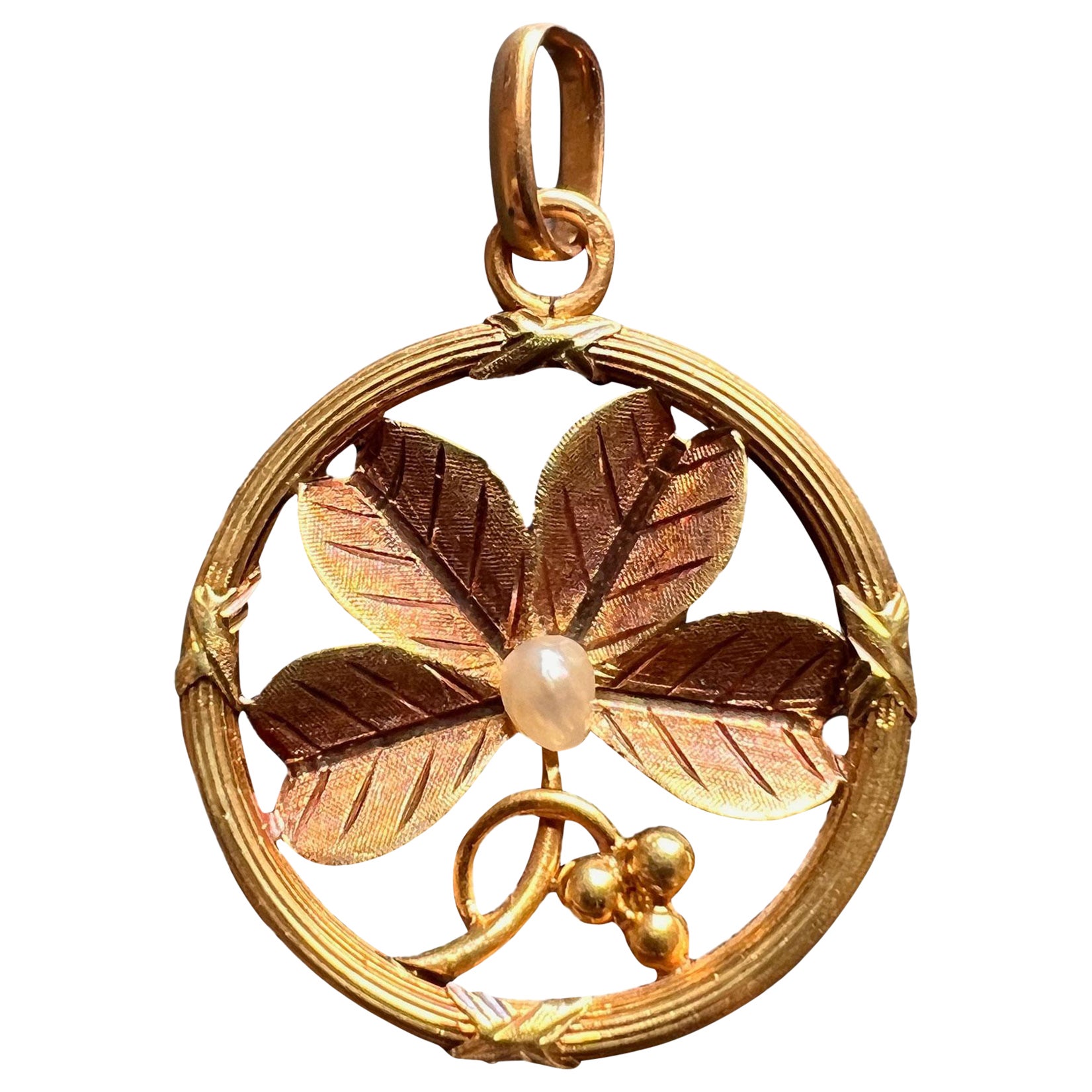 French Lucky Shamrock Four Leaf Clover 18K Yellow Gold Pearl Charm Pendant