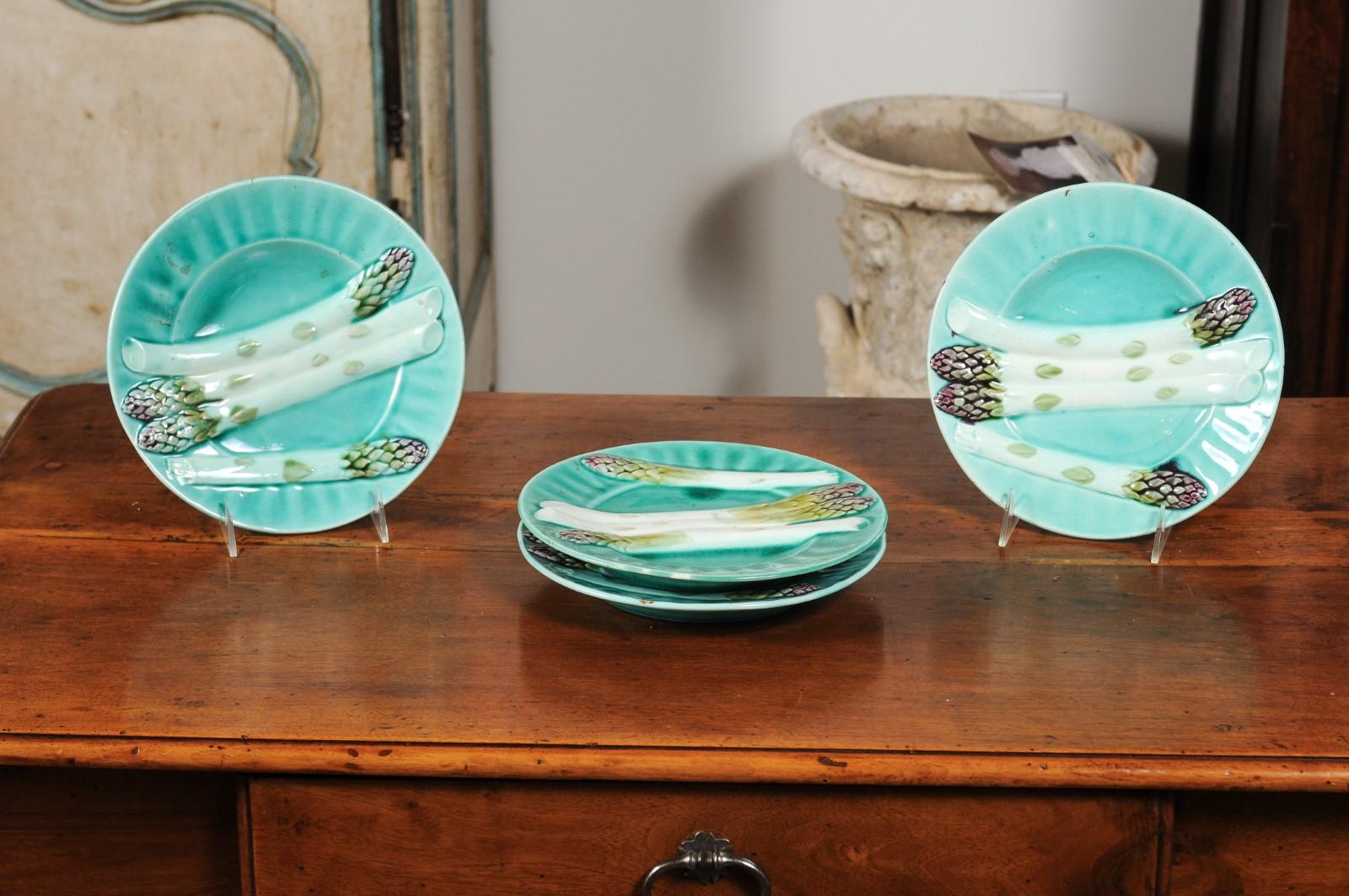 French Lunéville Keller and Guérin Barbotine Asparagus Plates, Late 19th Century In Good Condition In Atlanta, GA