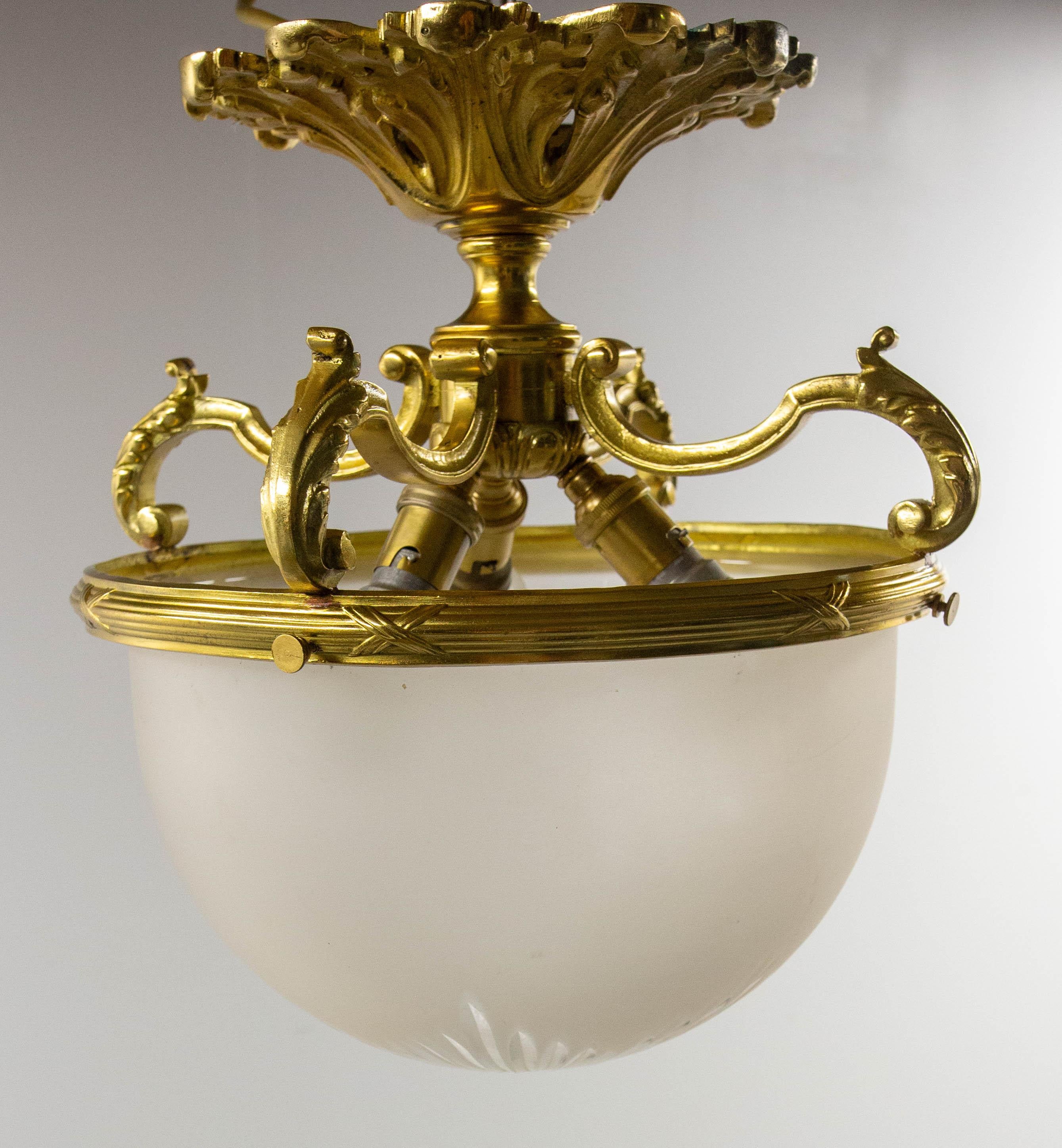 Mid-20th Century French Lustre Frozen Glass & Brass Ceiling Pendant Classical St, 20th Mid-C  For Sale