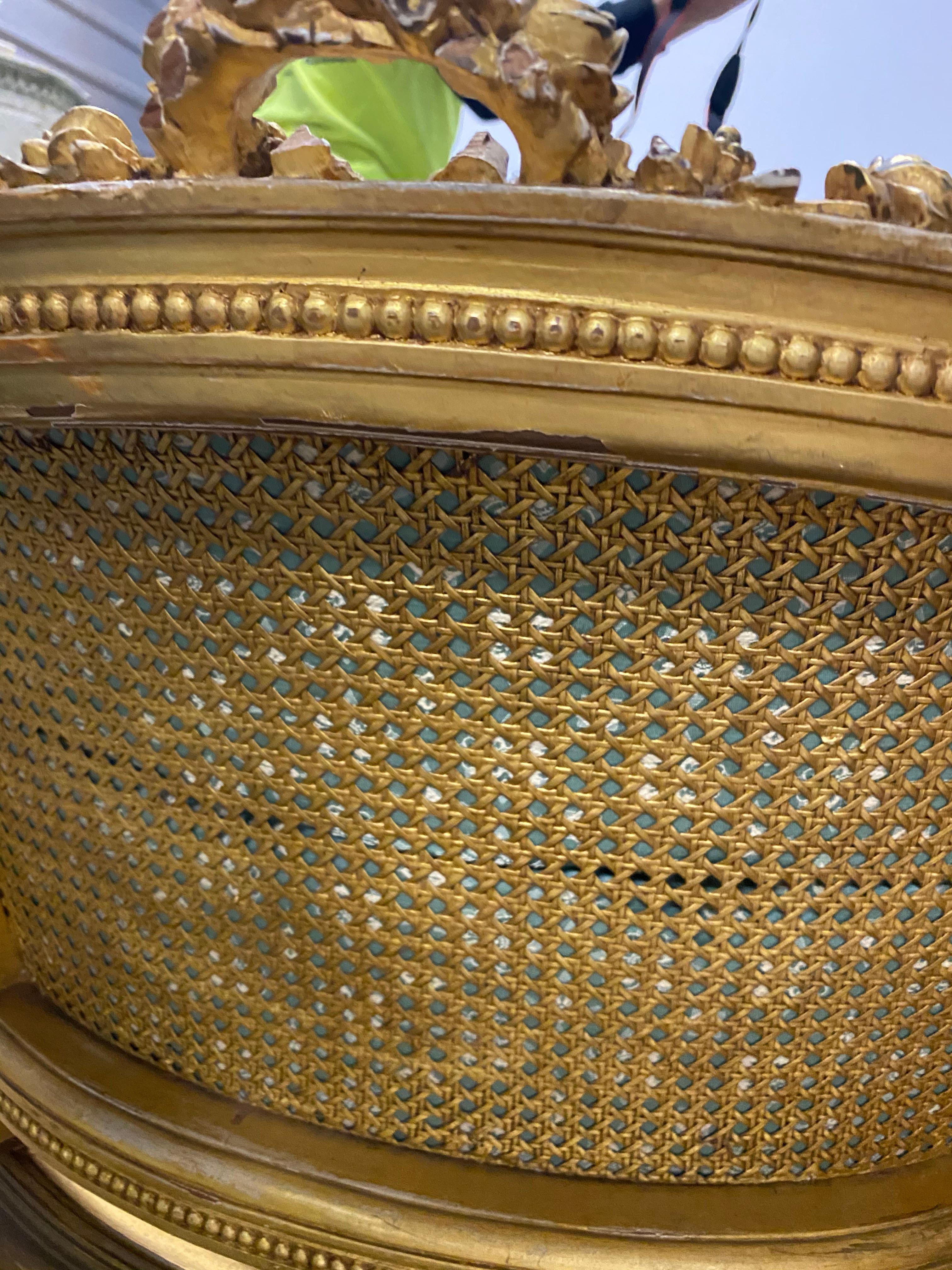 Französische Luxus-Chaise Longue, um die Mitte des 18. Jahrhunderts, im Stil Ludwig XIV. (Vergoldetes Holz) im Angebot
