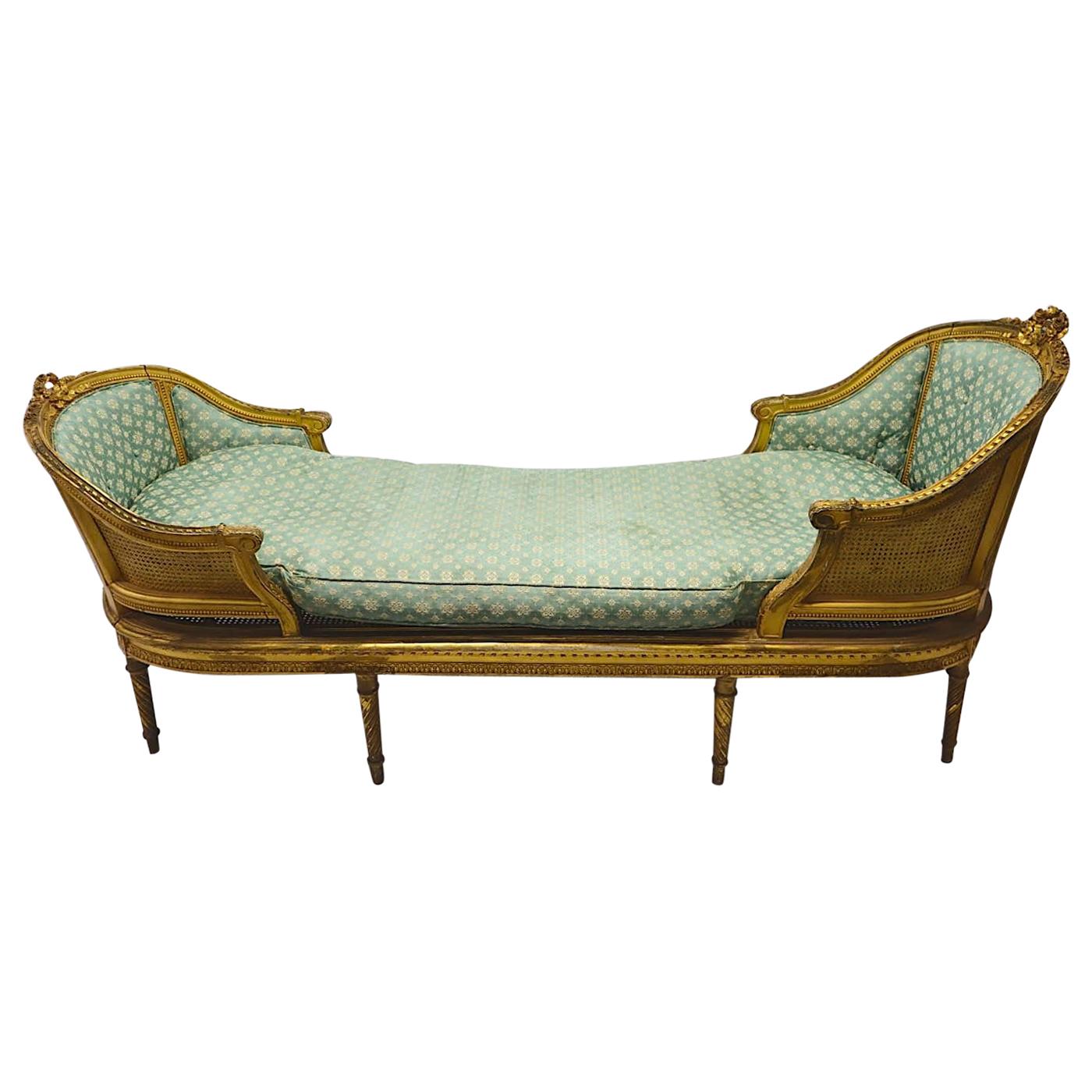 French Luxurious Chaise Longue, circa Mid-18th Century, Louis XIV Style For Sale