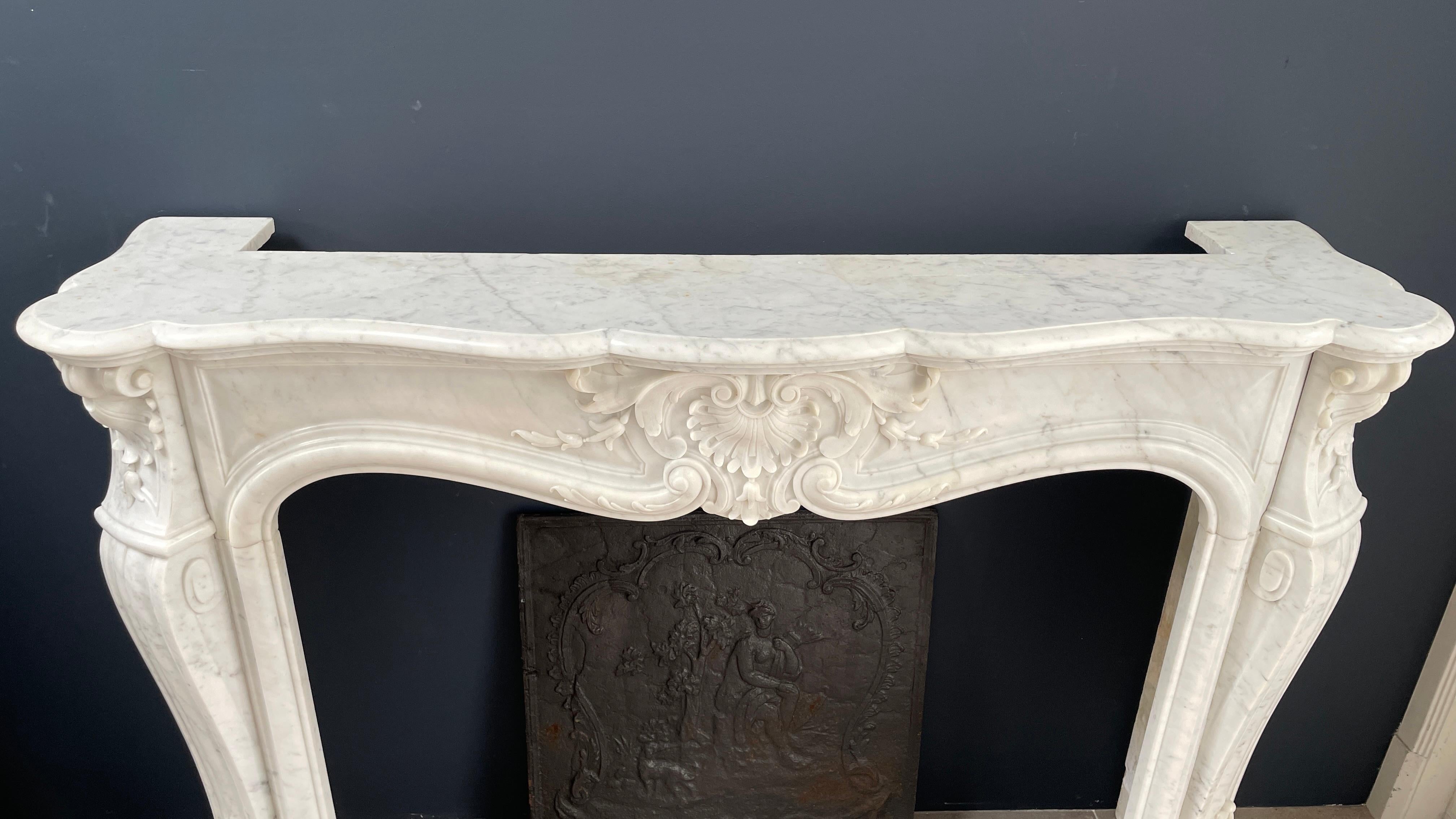 French Luxury Antique Carrara Marble Half Circulation Fireplace For Sale 9