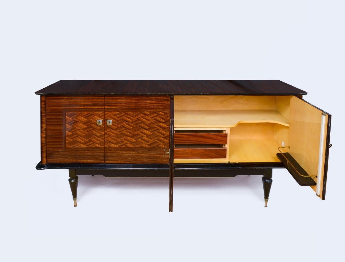 Art Déco Credenza francese Macassar Art Deco laccata in mogano in vendita