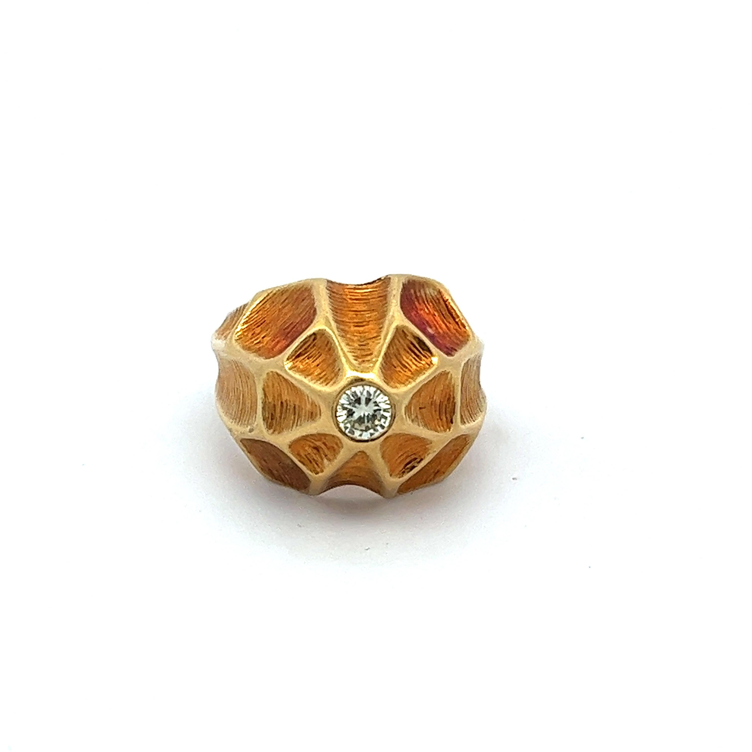 Round Cut Vintage Modernist Webbed 18 Karat Yellow Gold Dome Diamond Ring 
