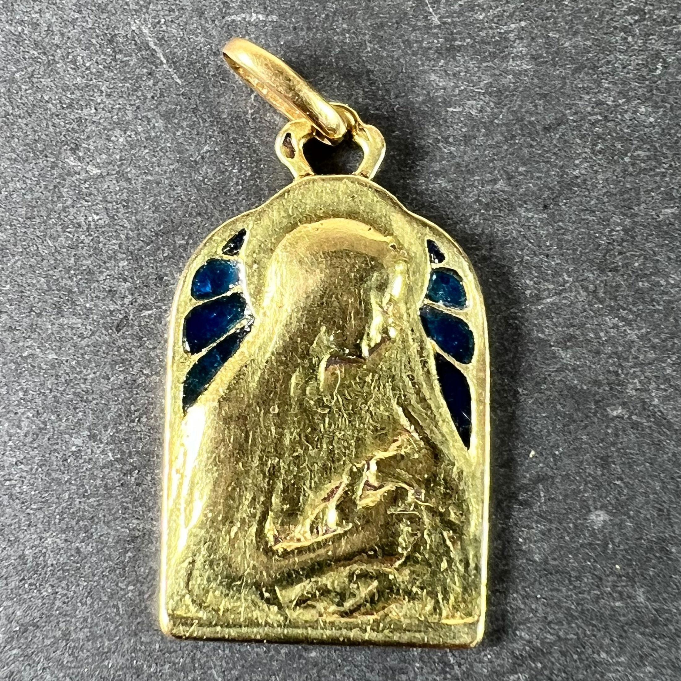 French Madonna and Child Plique A Jour Enamel 18K Yellow Gold Charm Pendant For Sale 1