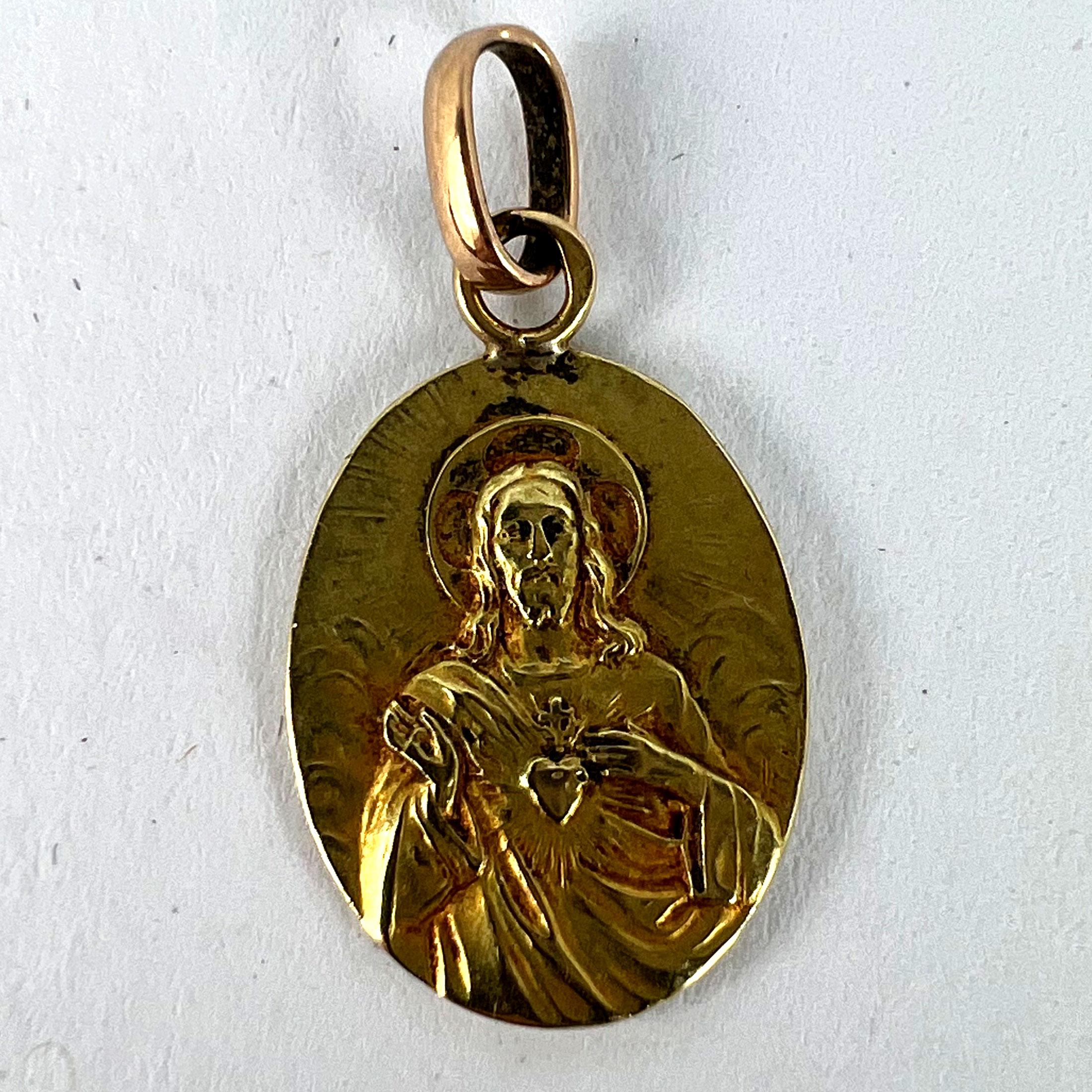 French Madonna and Child Sacred Heart 18K Yellow Gold Medal Pendant For Sale 7