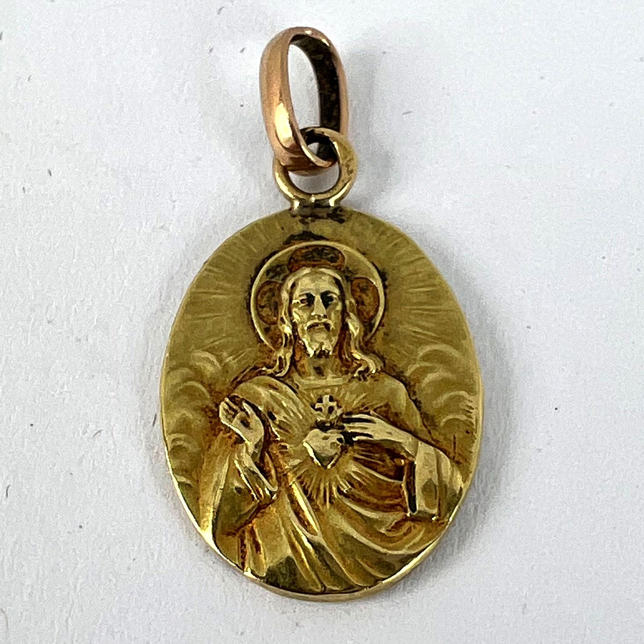 French Madonna and Child Sacred Heart 18K Yellow Gold Medal Pendant For Sale 8