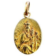 French Madonna and Child Sacred Heart 18K Yellow Gold Medal Pendant