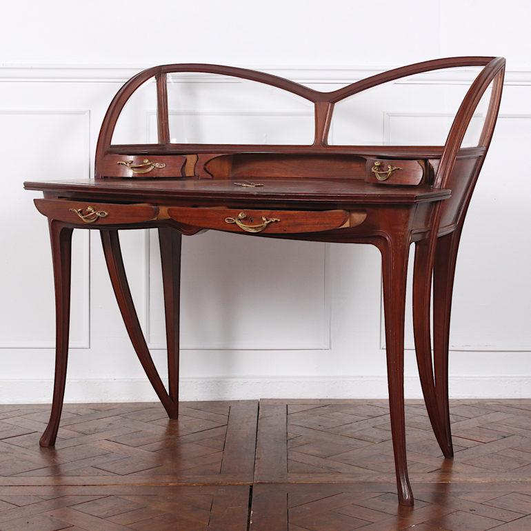 Early 20th Century French Mahogany Art Nouveau Writing Desk Signed Louis Majorelle For Sale