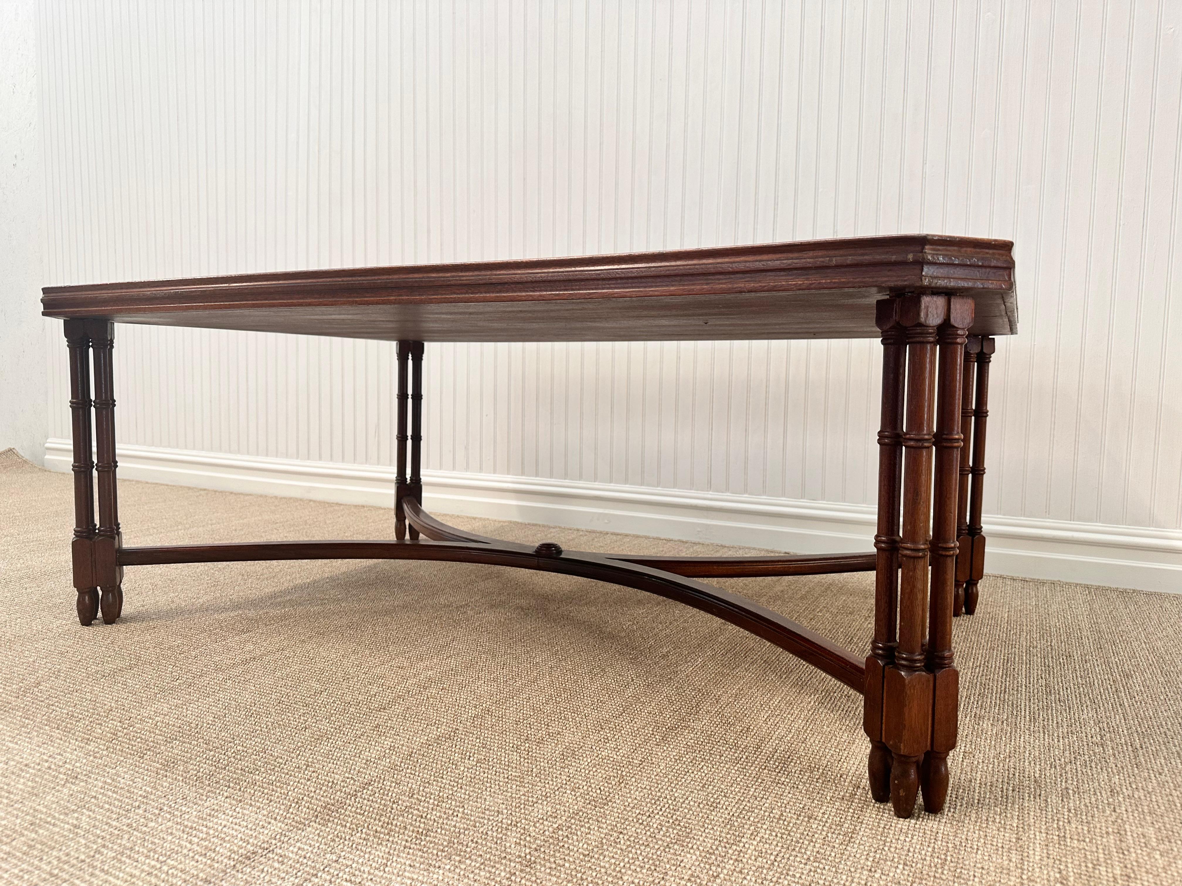 20ième siècle French Mahogany Asian Inspired Coffee Table en vente