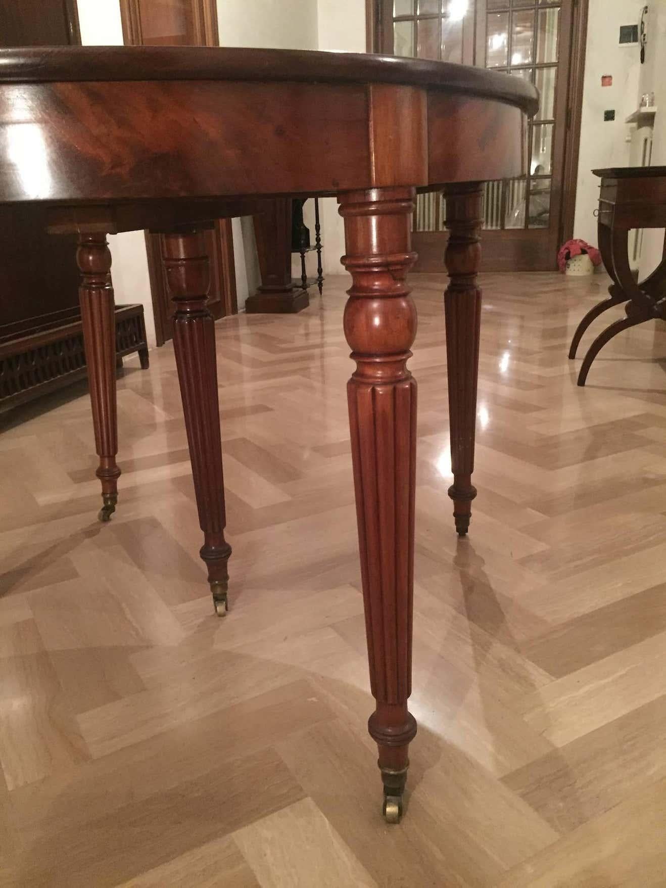 Mid-19th Century French Mahogany Dining Table Louis Philippe, 1850