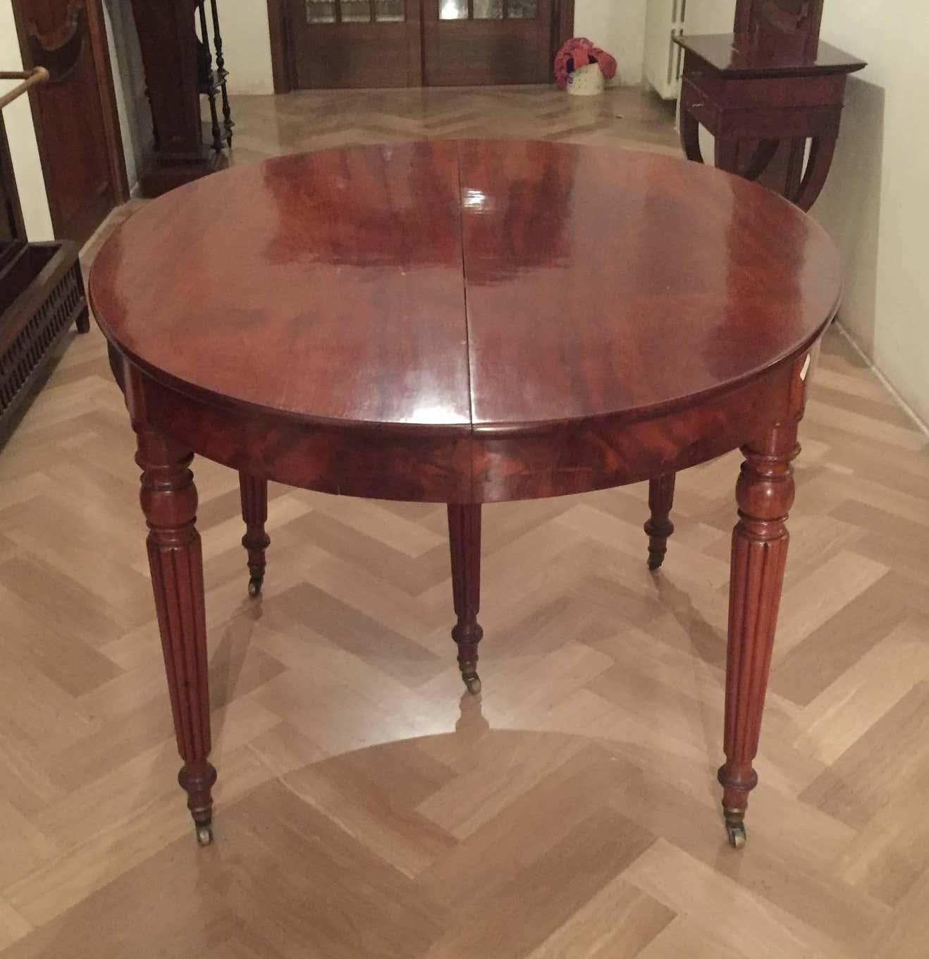 French Mahogany Dining Table Louis Philippe, 1850 2