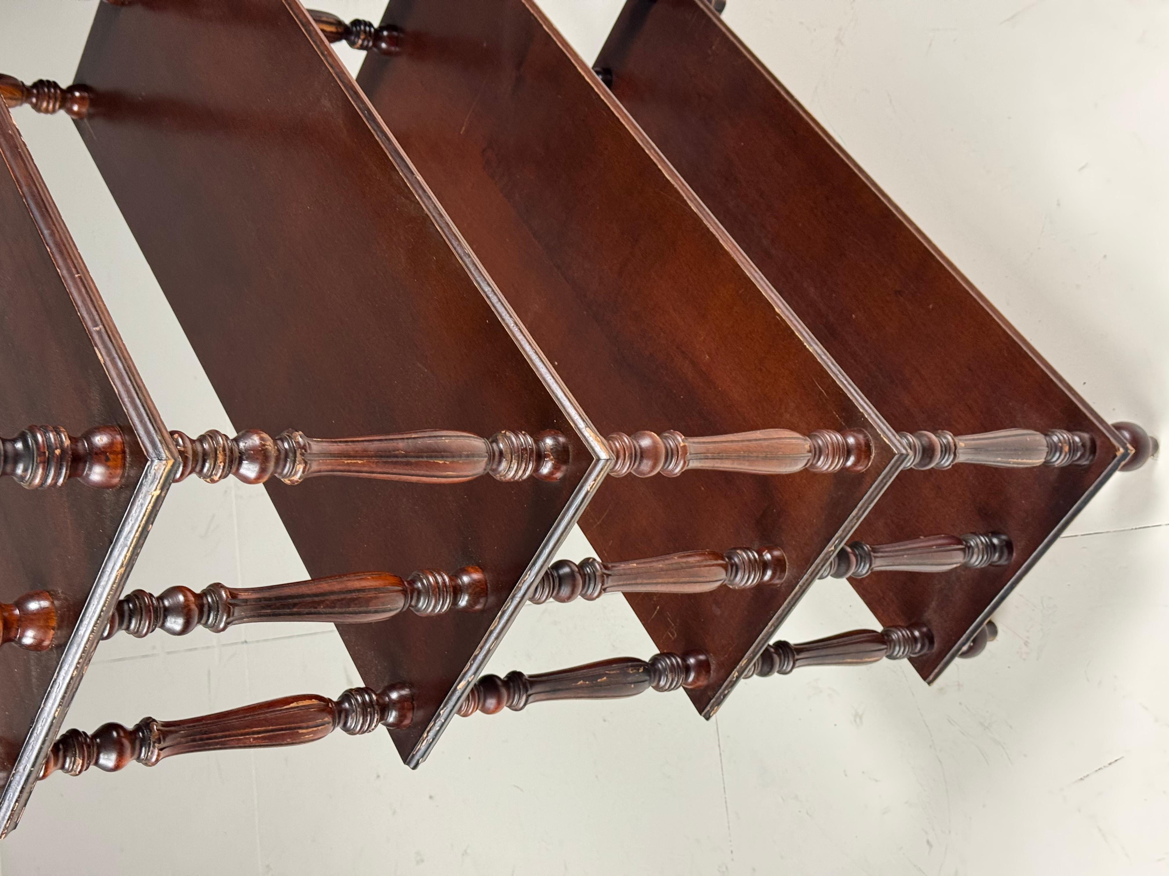 Tavolozza francese in mogano In condizioni buone in vendita a MILL, NL