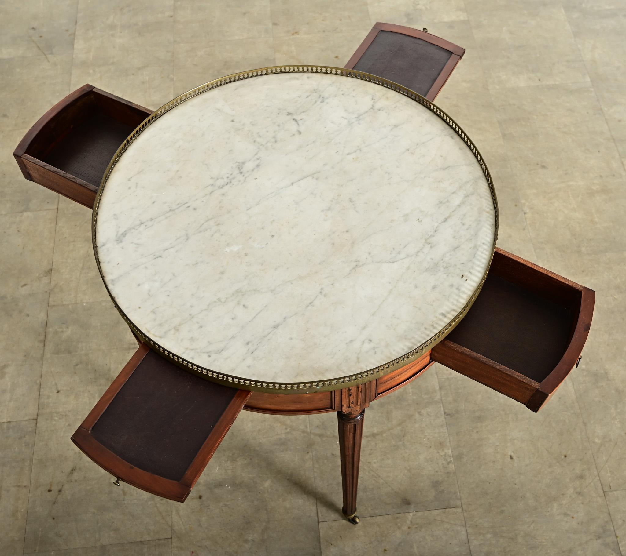 French Mahogany Gueridon Bouillote Table In Good Condition For Sale In Baton Rouge, LA