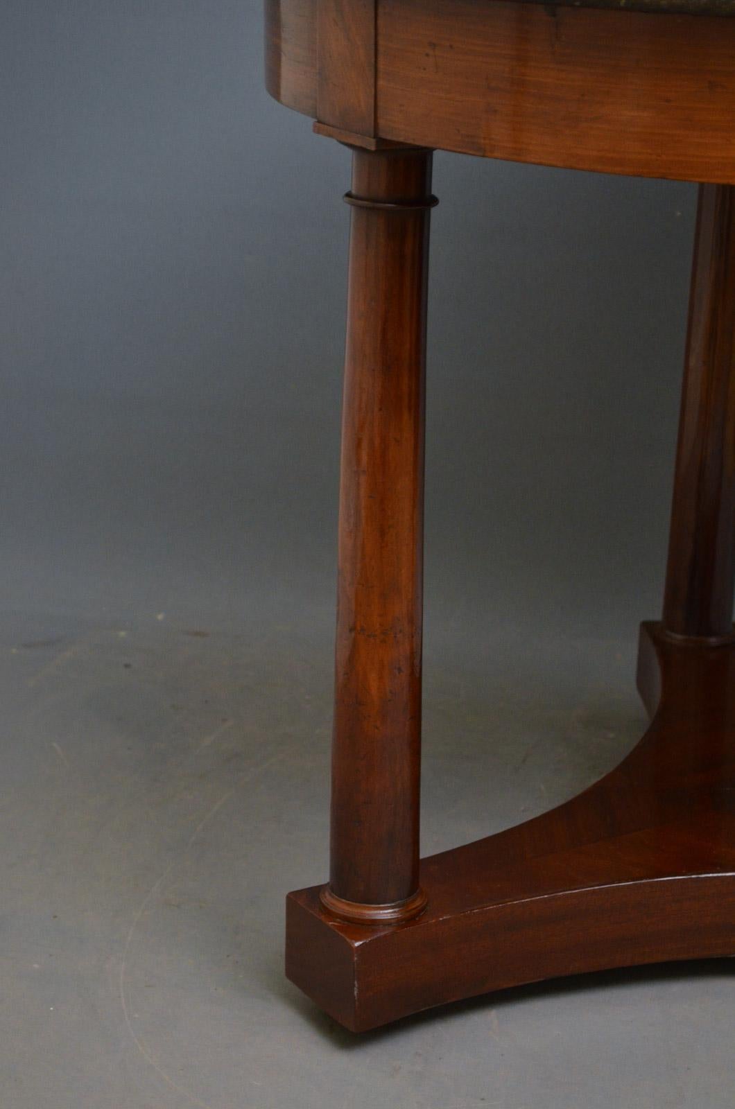 French Mahogany Gueridon Table In Good Condition In Whaley Bridge, GB
