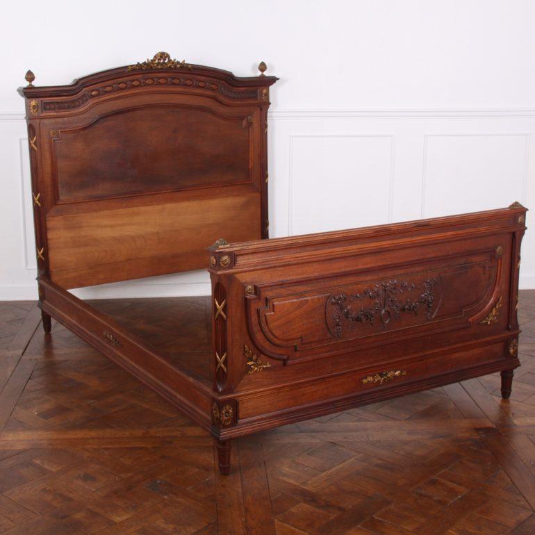 French Mahogany Louis XVI Style Bed In Good Condition In Vancouver, British Columbia