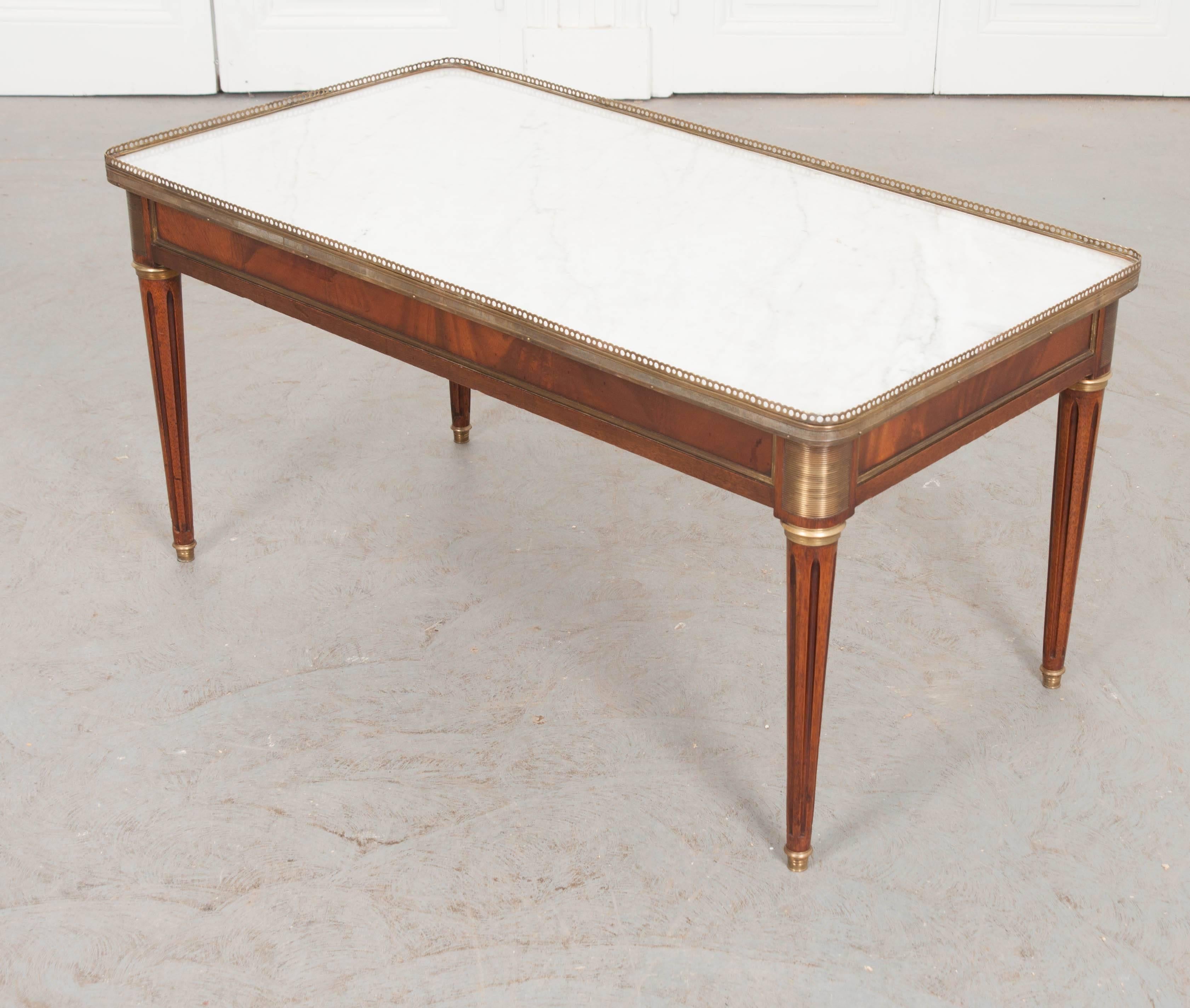 French Mahogany Louis XVI Style Coffee Table with Marble Top In Good Condition In Baton Rouge, LA