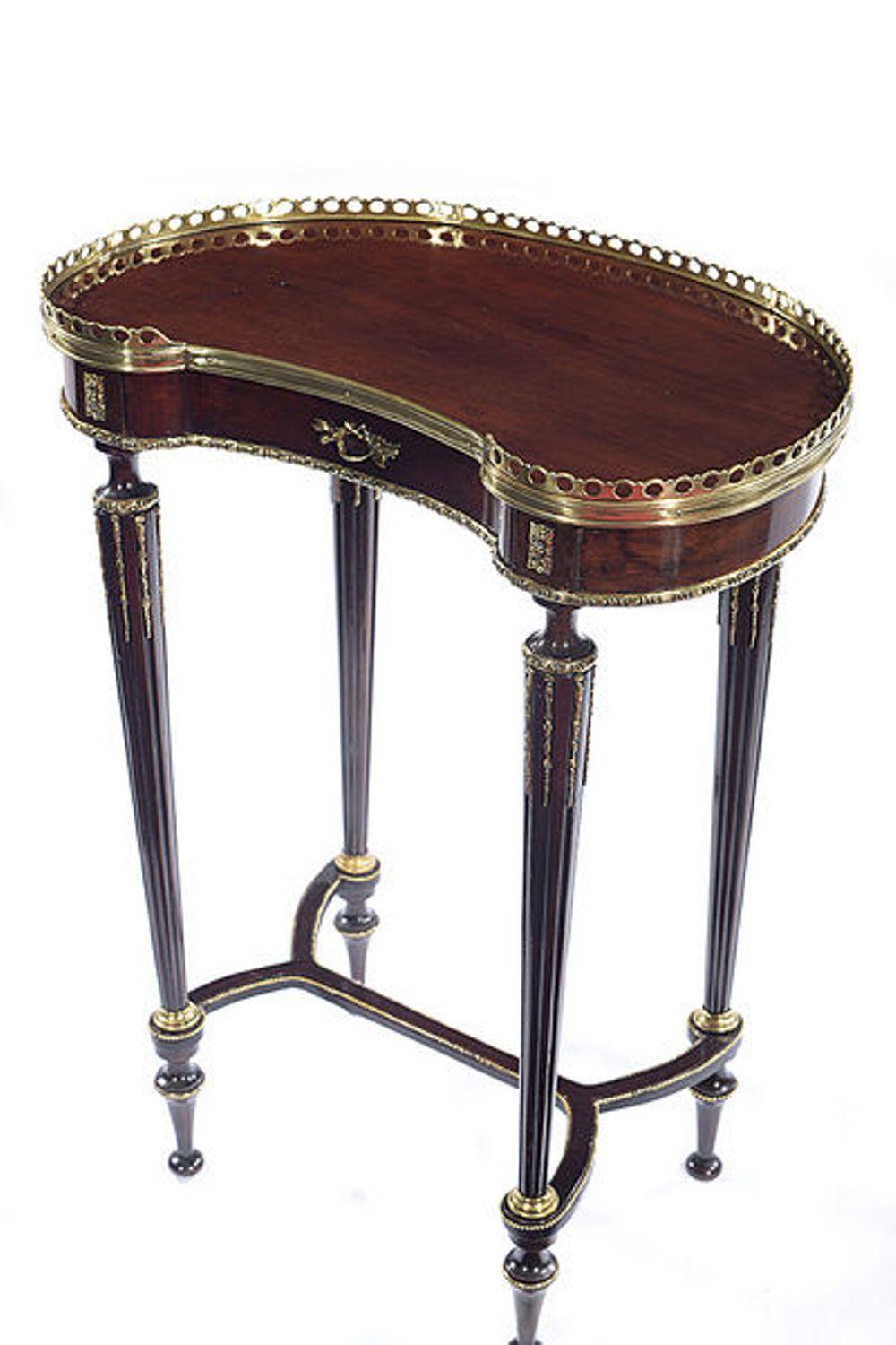 French Mahogany Occasional Table with Brass Metal Mounts For Sale 4