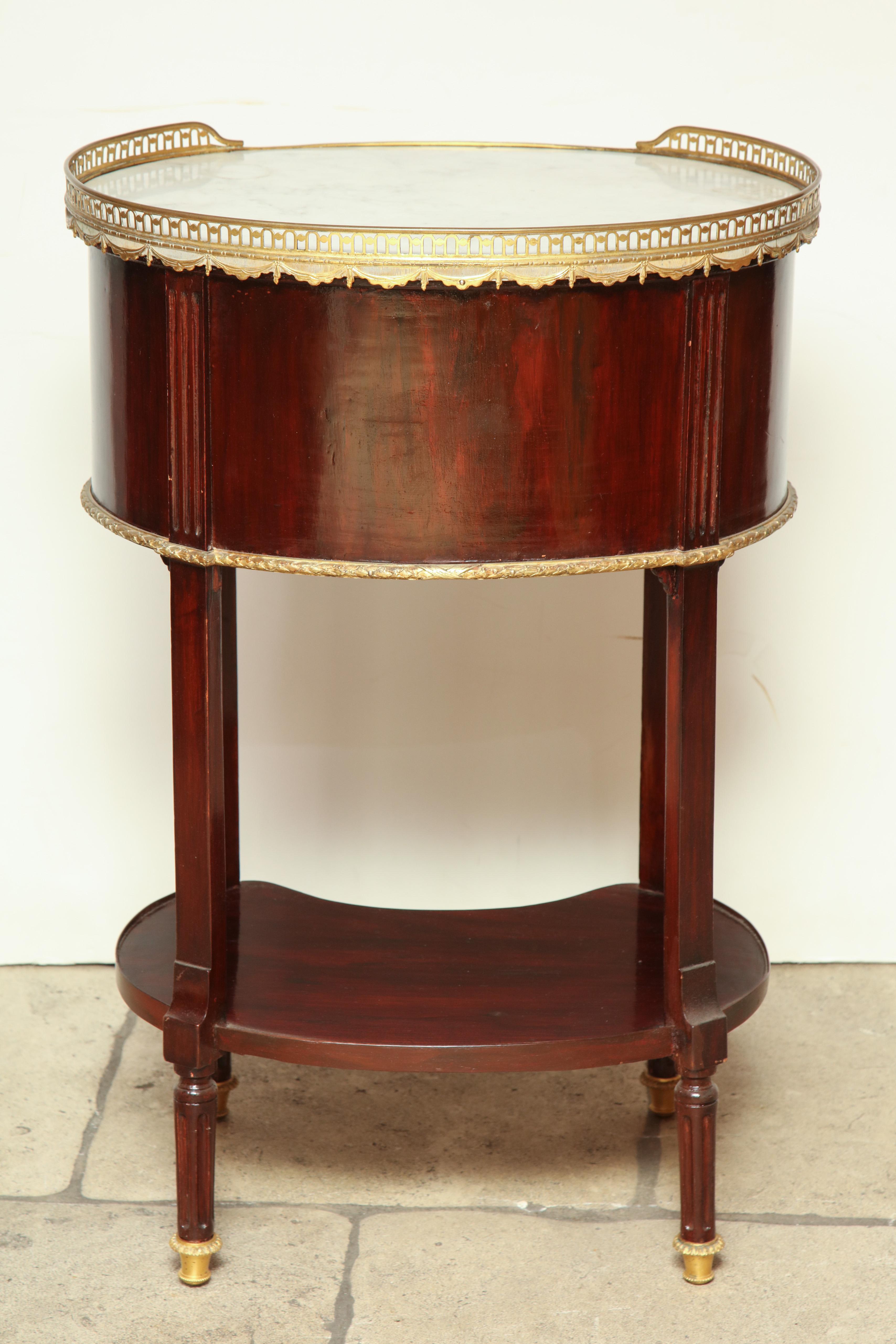 French Mahogany Oval Side Table For Sale 7