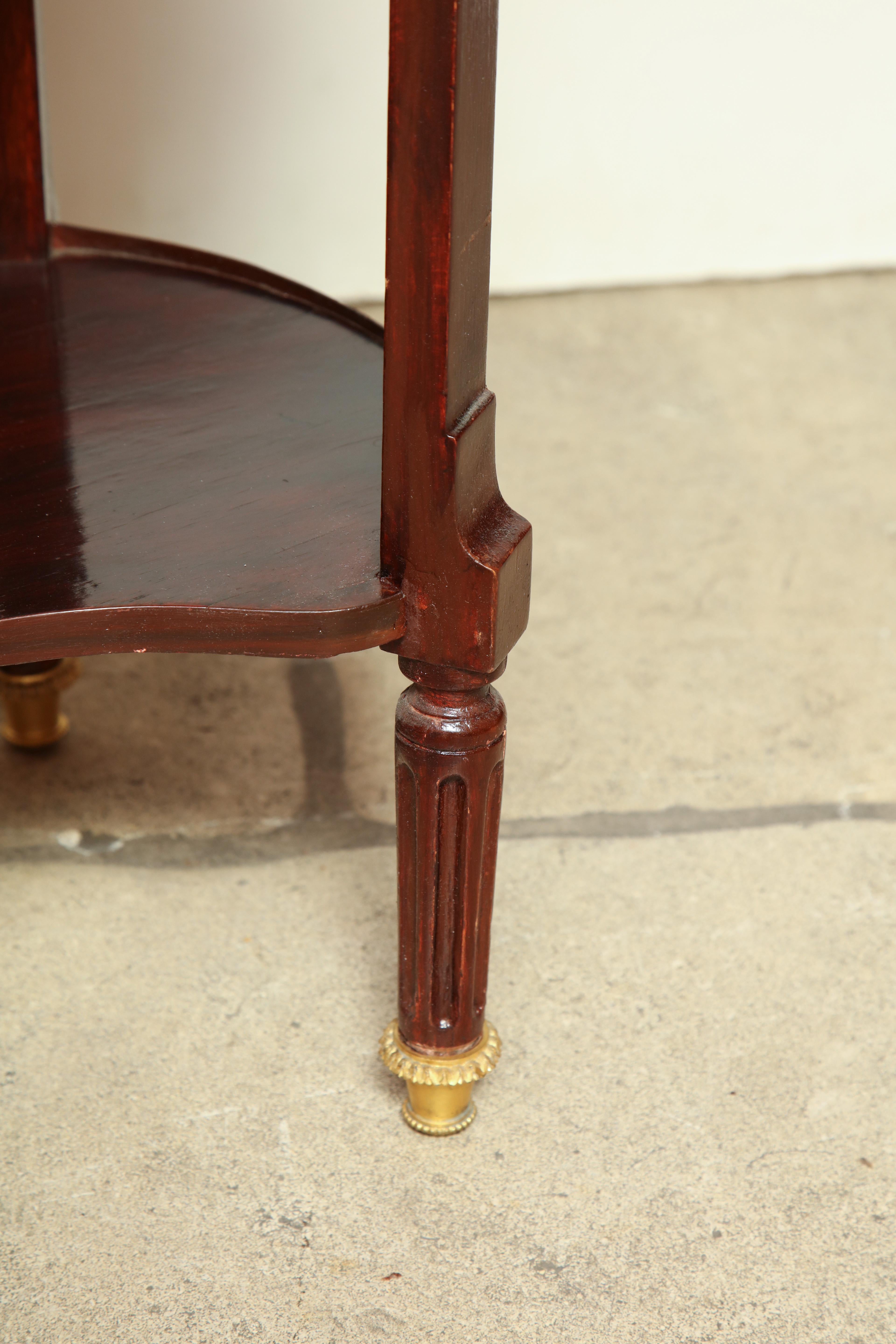 French Mahogany Oval Side Table For Sale 1