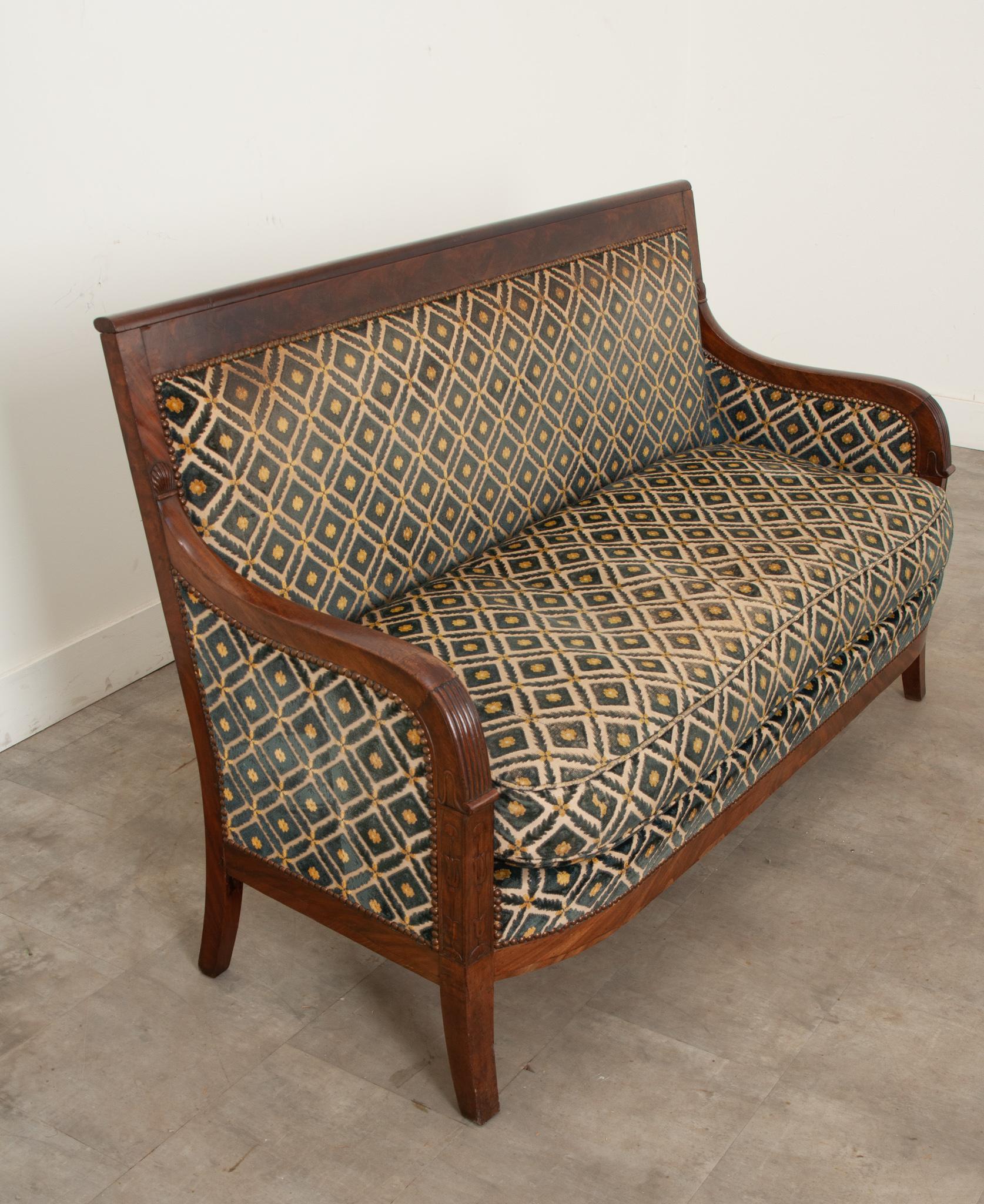 French Mahogany Restauration Style Settee In Good Condition In Baton Rouge, LA
