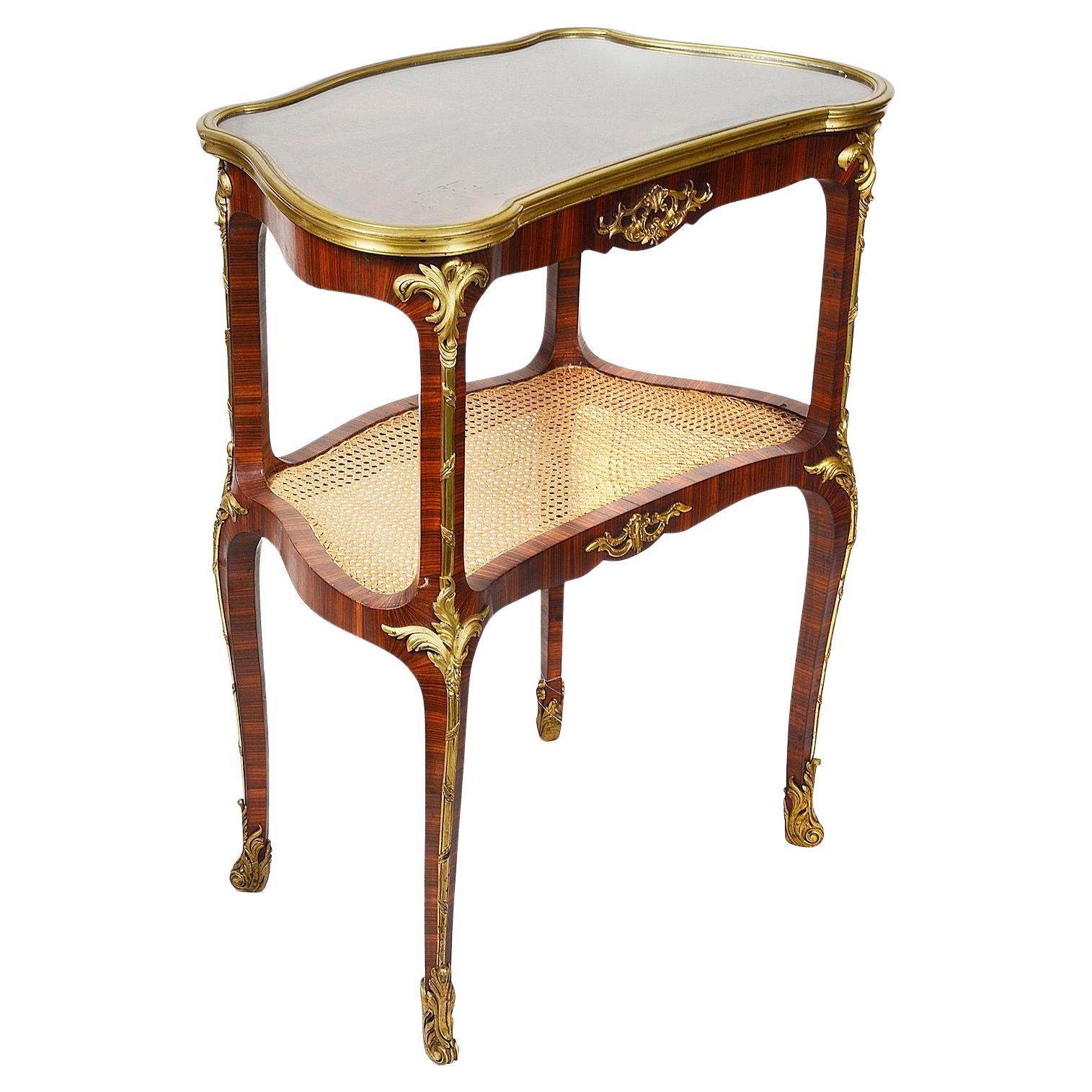 Etagère à deux niveaux en acajou, vers 1890 en vente